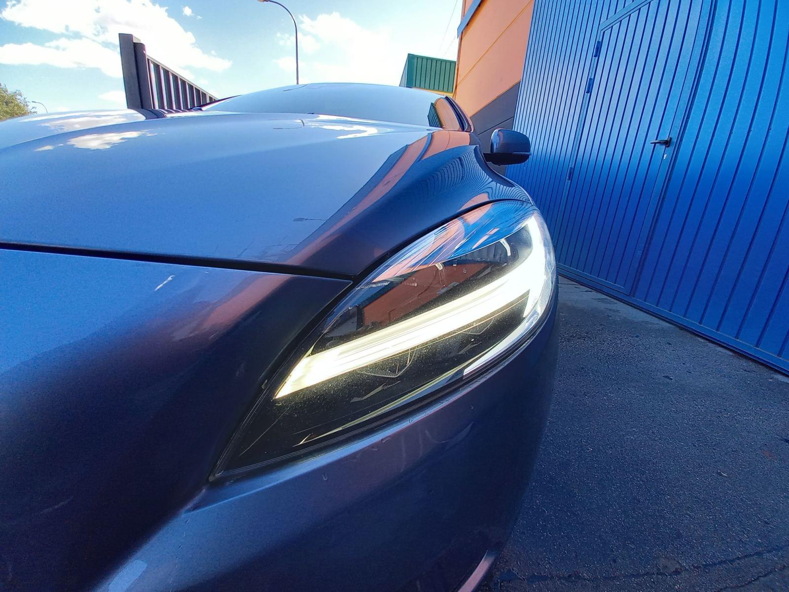 VOLVO V40 D2 BLACK EDITION 5D 8 