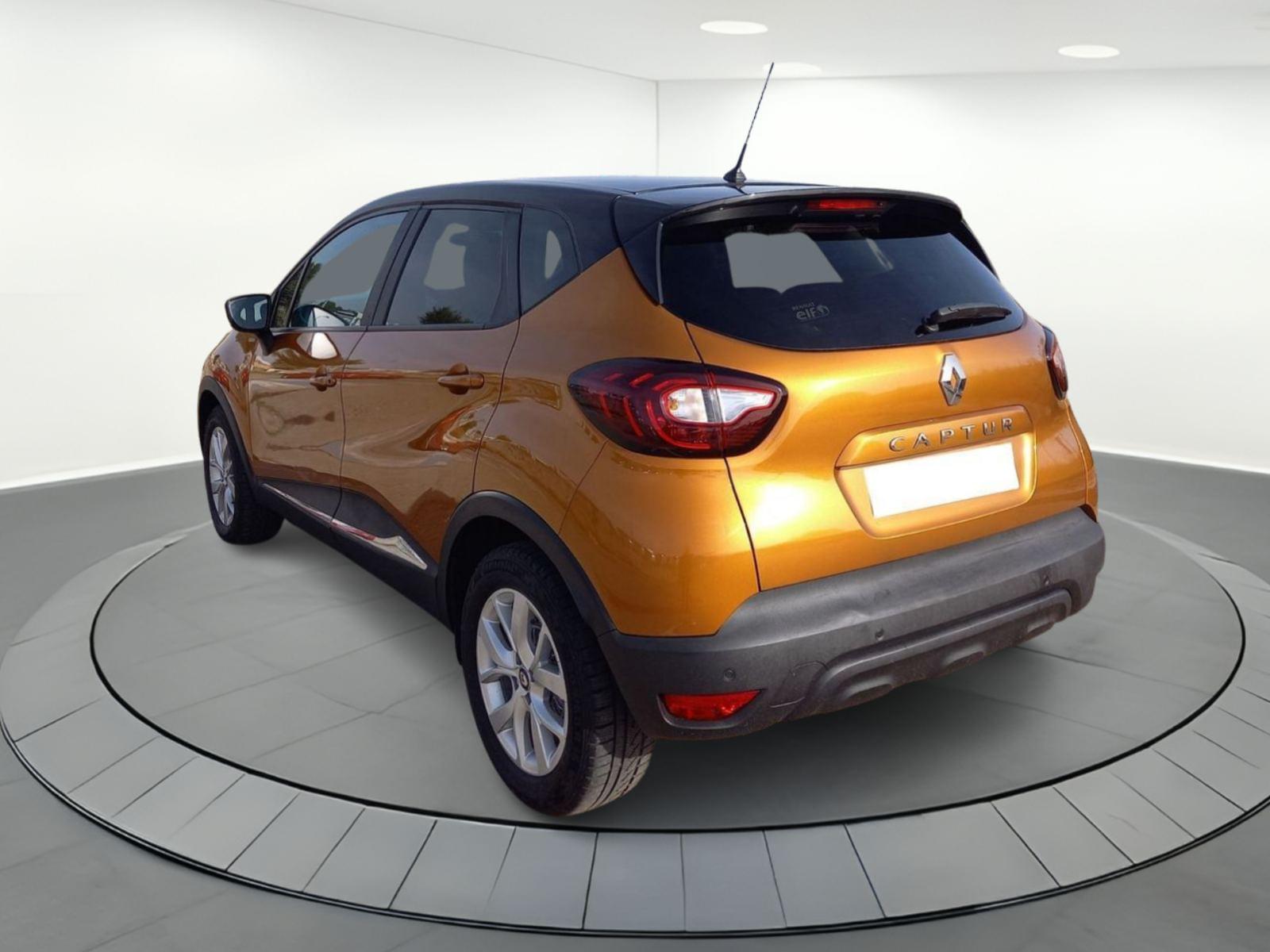 RENAULT CAPTUR 0.9 TCE LIMITED (EU6C) 4 