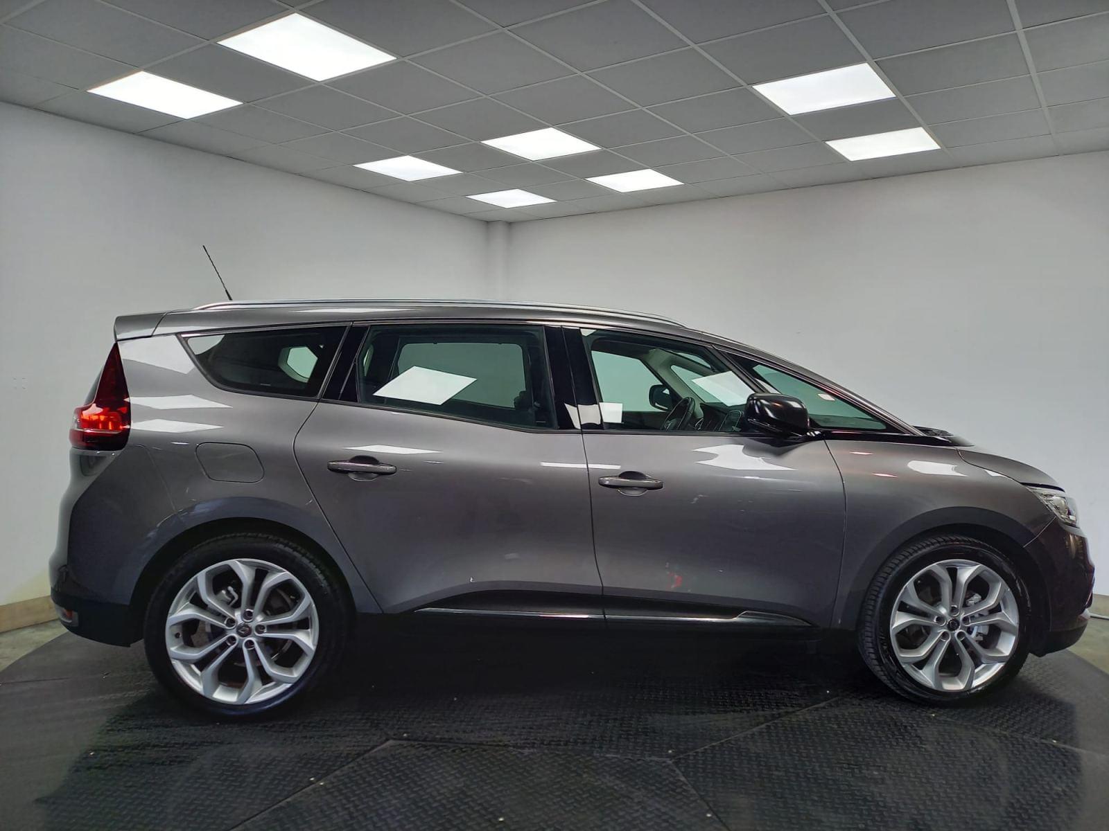 RENAULT GRAND SCéNIC IV BUSINESS 1.5 DCI 110CV 7 PLAZAS 7 