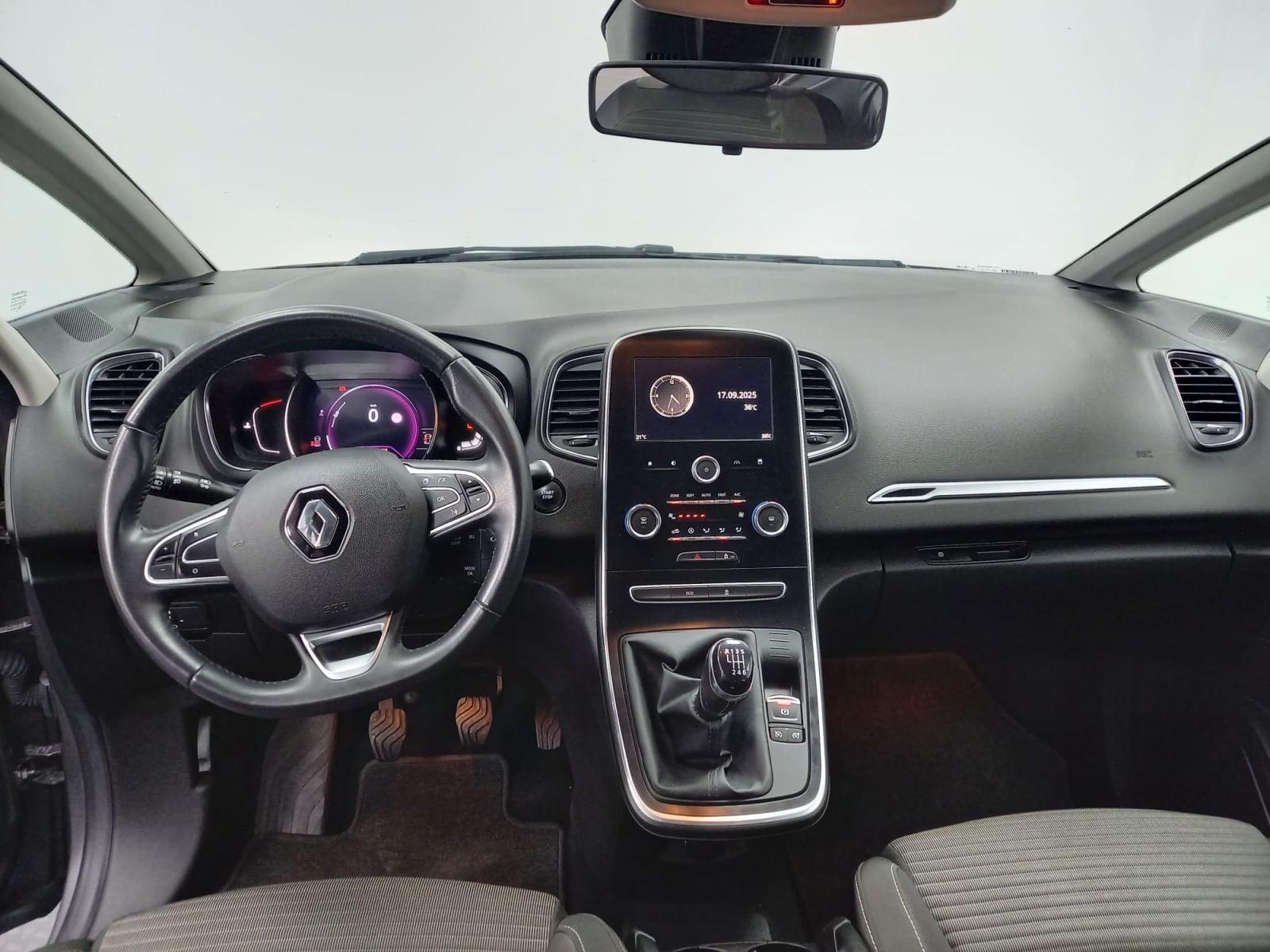 RENAULT GRAND SCéNIC IV BUSINESS 1.5 DCI 110CV 7 PLAZAS 11 