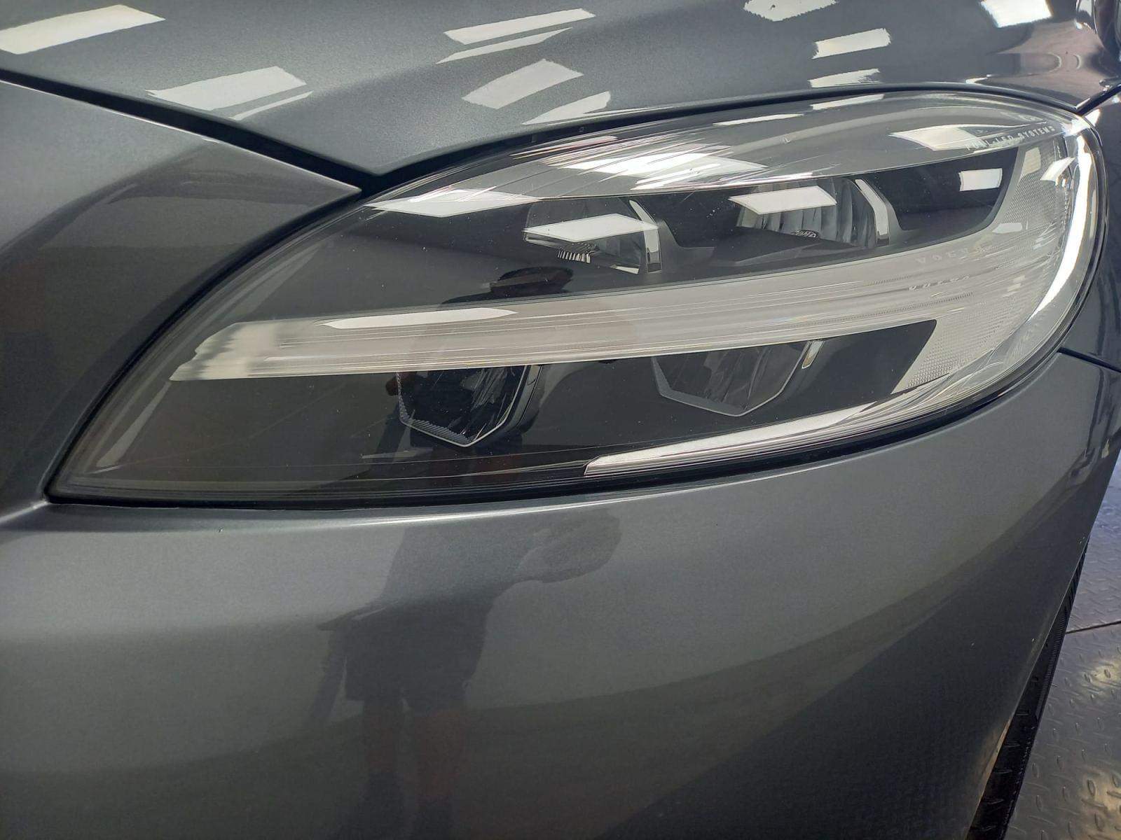 VOLVO V40 1.5 T2 BLACK EDITION GEAR.GPF 22 