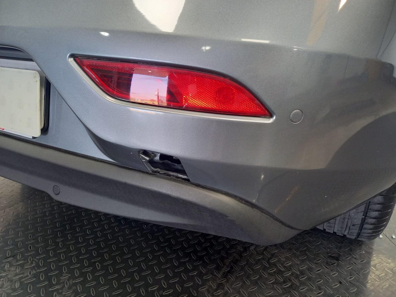 VOLVO V40 1.5 T2 BLACK EDITION GEAR.GPF 29 