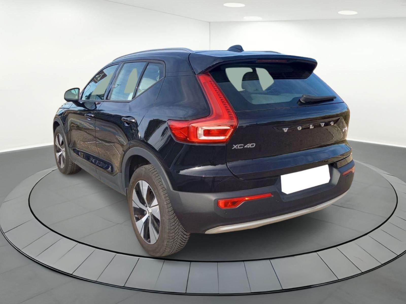 VOLVO XC40 2WD PLUG-IN HYBRID BUSINESS PLUS 1.5 T5 6 