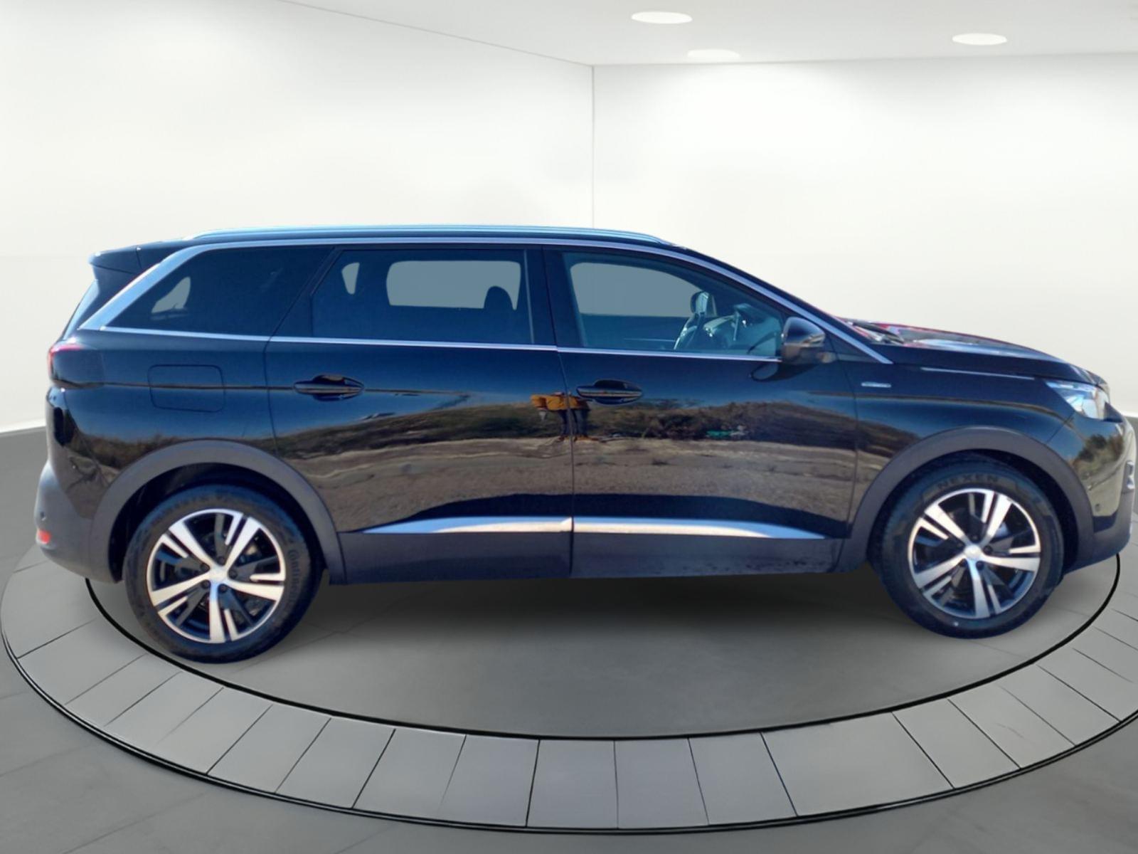 PEUGEOT 5008 GT LINE 1.5 HDI - 7 PLAZAS 6 