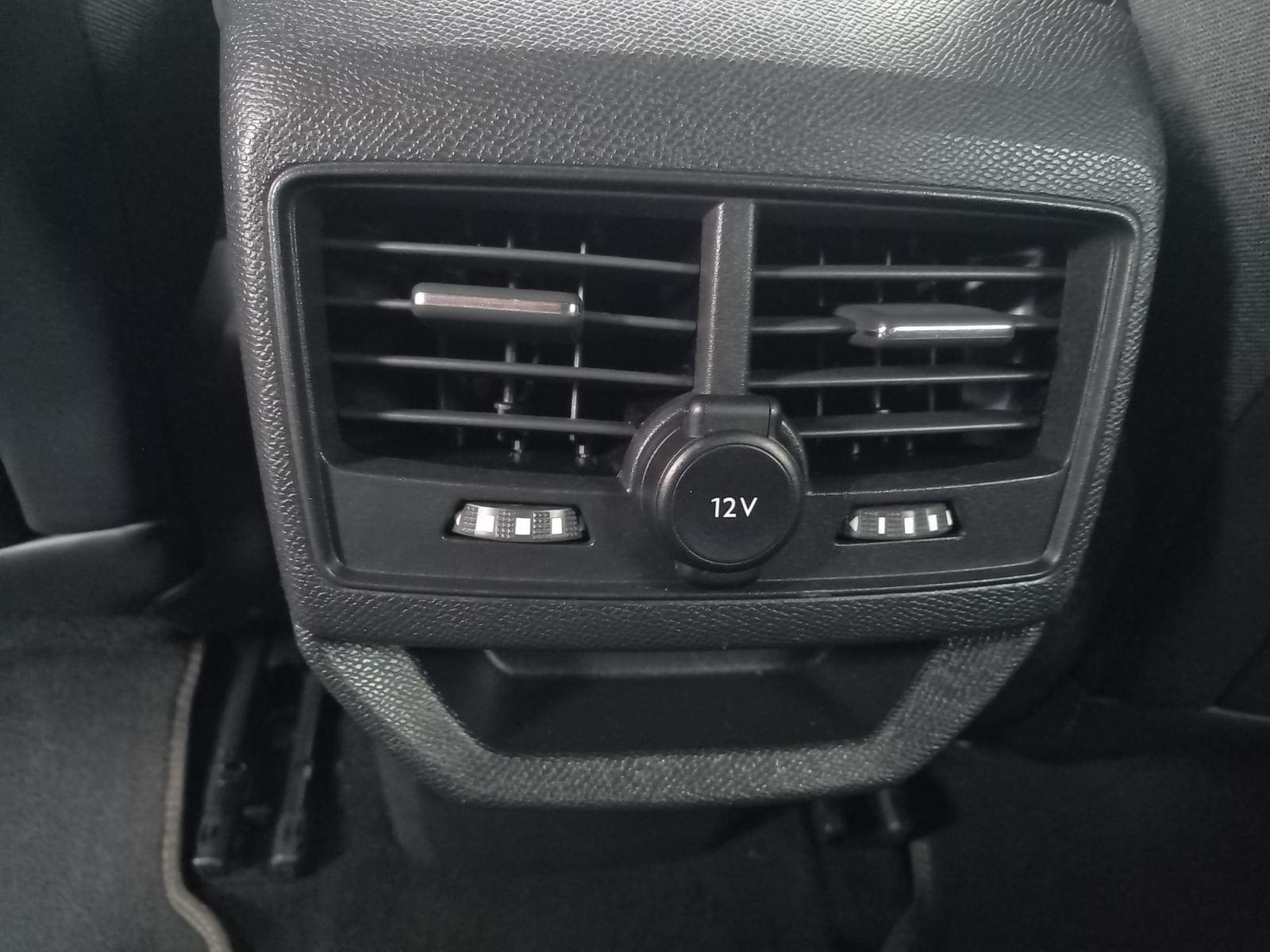 PEUGEOT 3008 HYBRID 225 E-EAT8 GT LINE 27