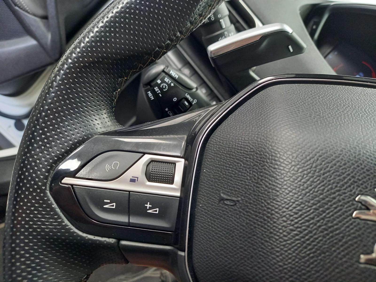 PEUGEOT 3008 HYBRID 225 E-EAT8 GT LINE 36