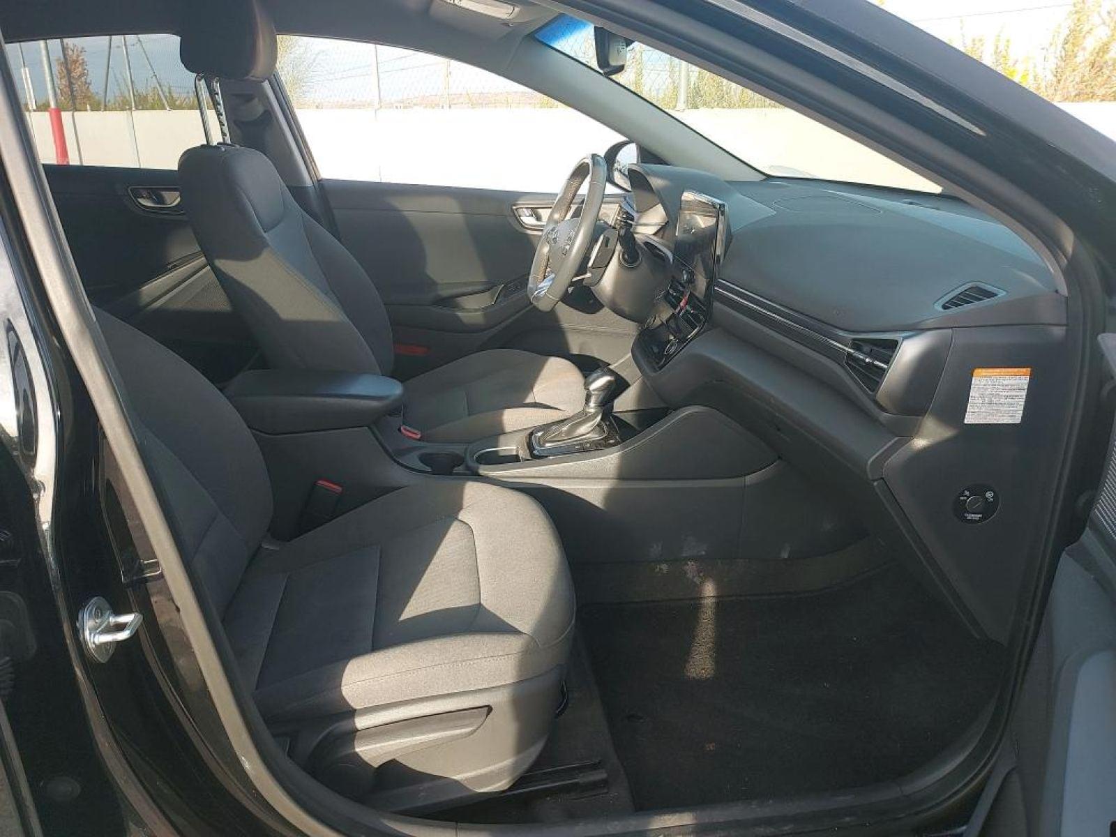 HYUNDAI IONIQ 1.6 GDI HEV Tecno DT 104kW 5P 6 