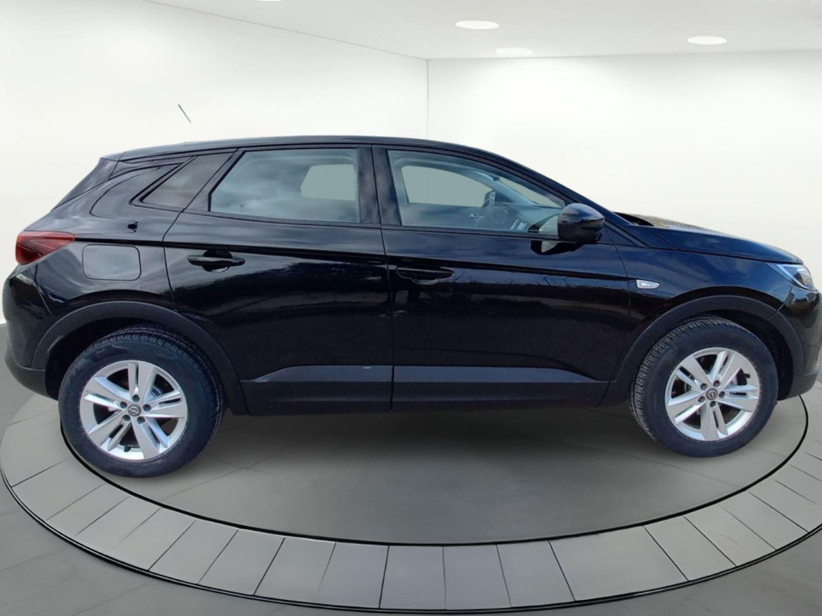 OPEL GRANDLAND X 1.6 CDTi Selective 5 