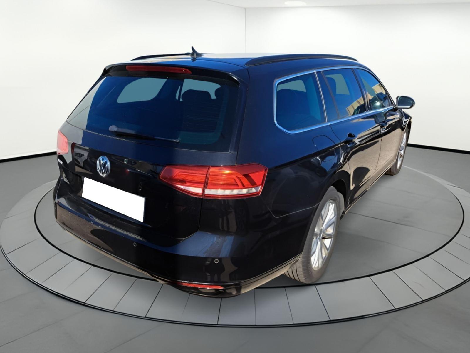 VOLKSWAGEN PASSAT VARIANT 2.0 TDI ADVANCE 110KW 2 