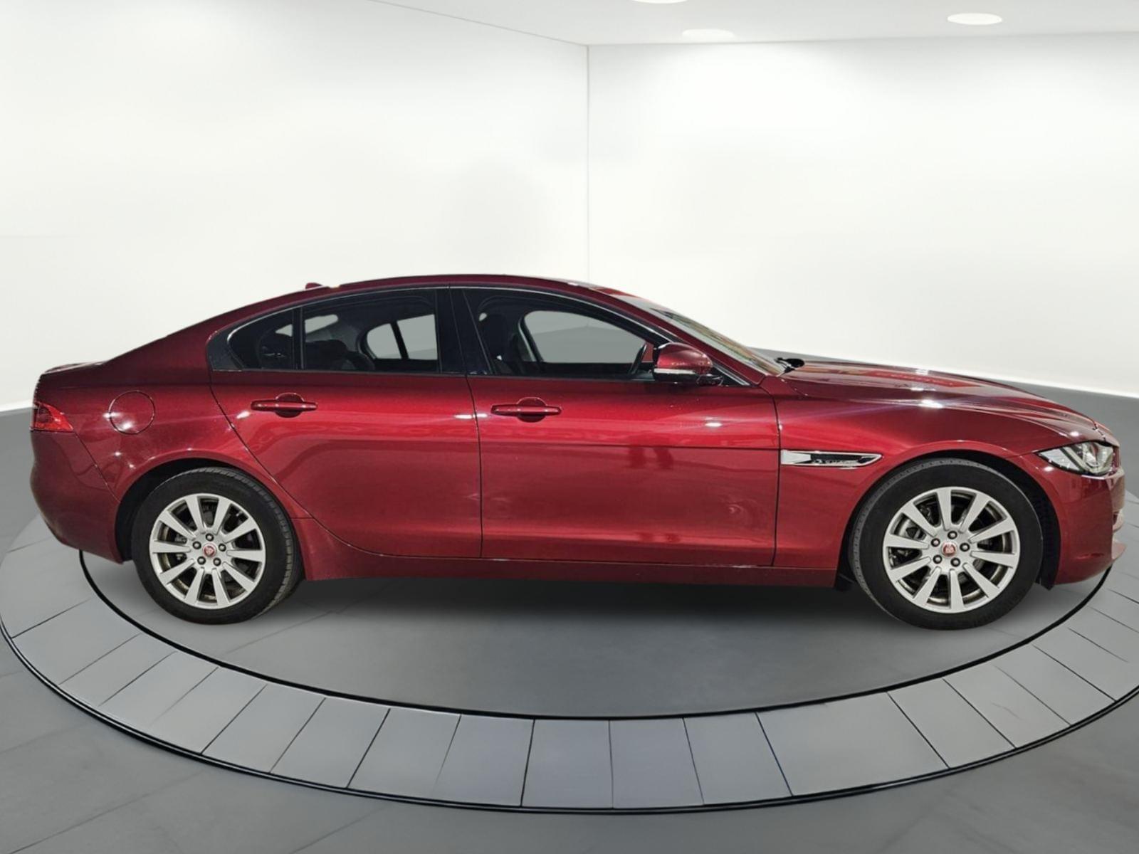 JAGUAR XE 2.0 180CV 7 