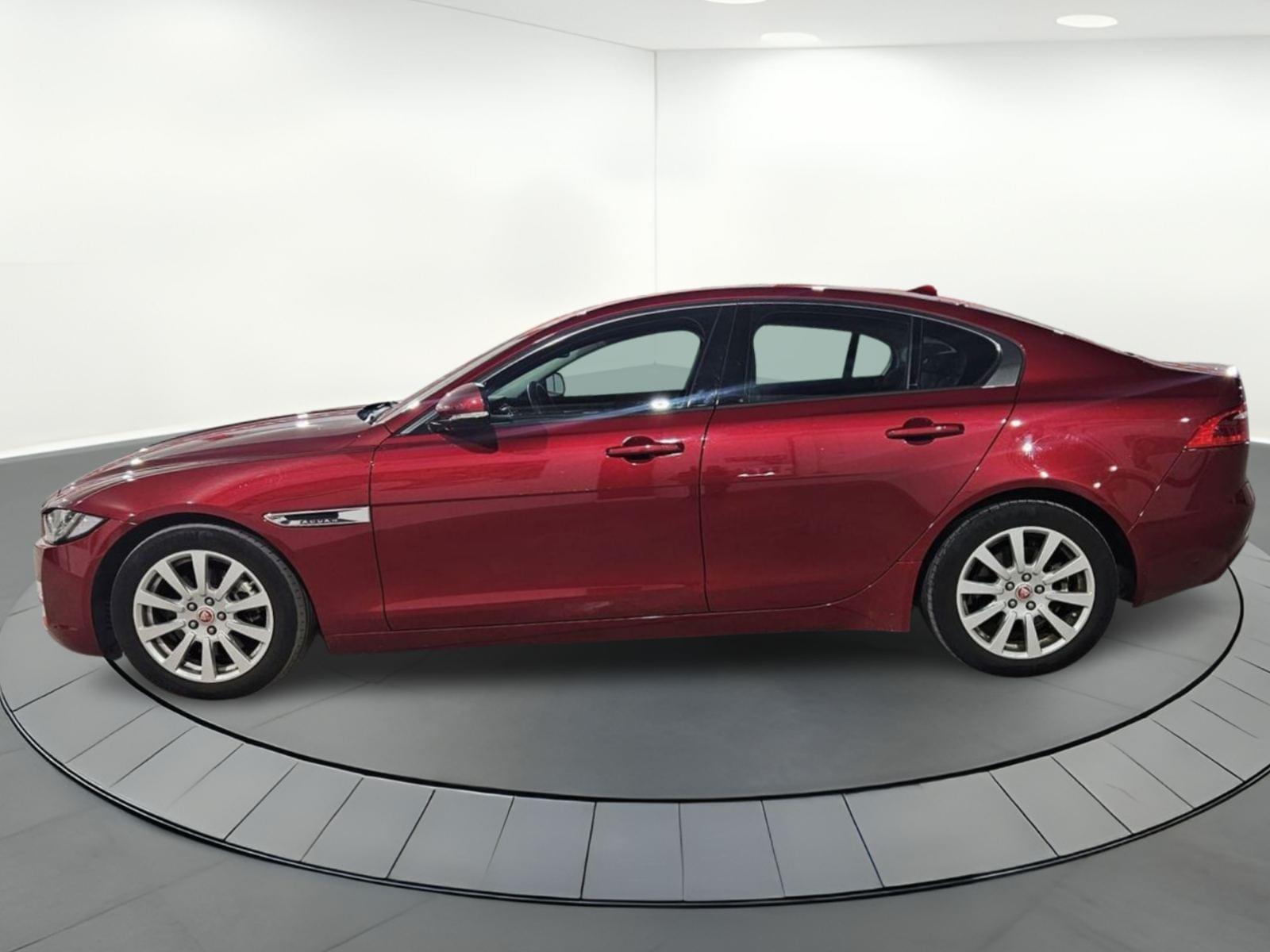 JAGUAR XE 2.0 180CV 8 