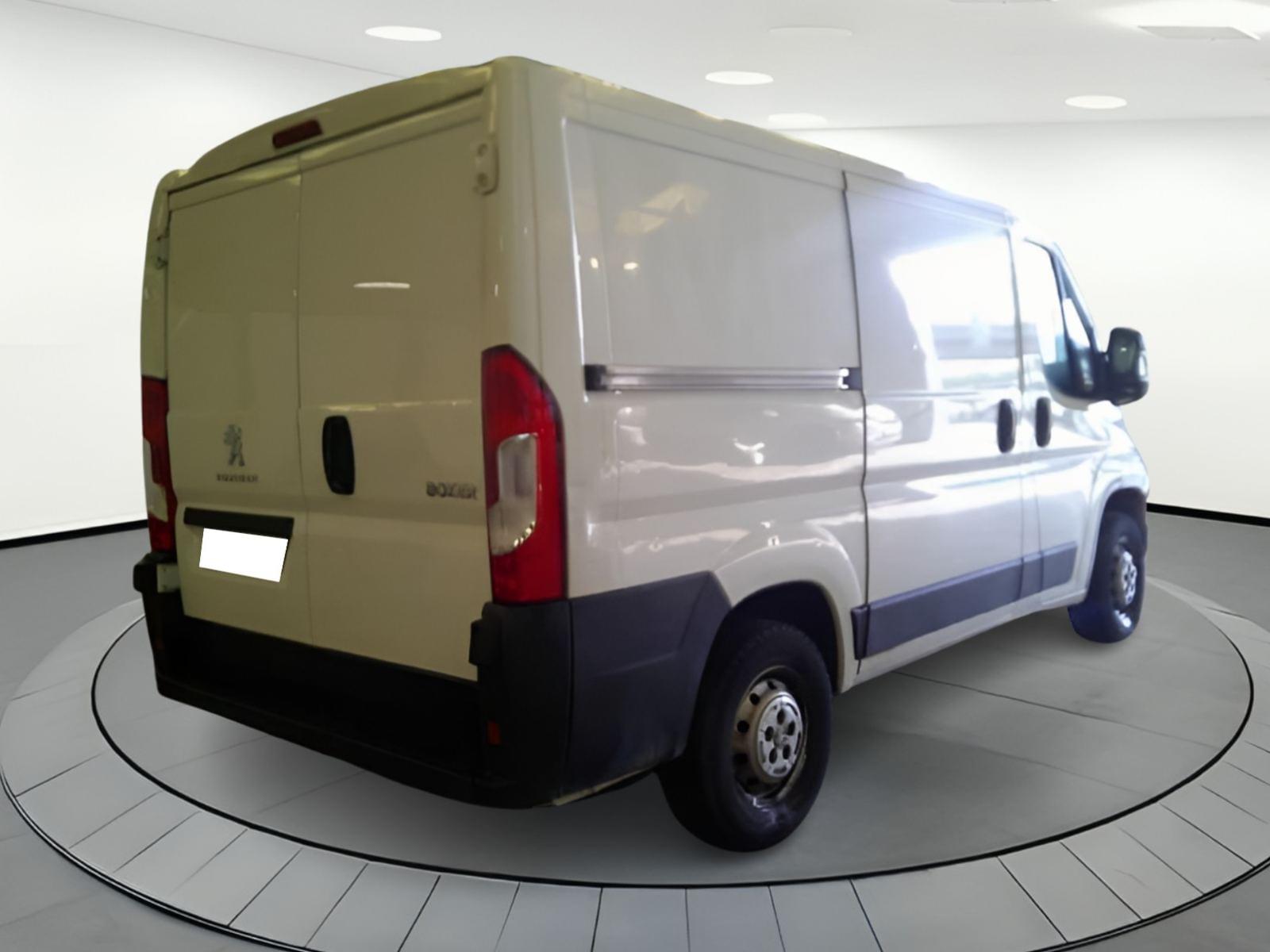 PEUGEOT BOXER 330 L1H1 BLUEHDI 96KW (130CV) 2 