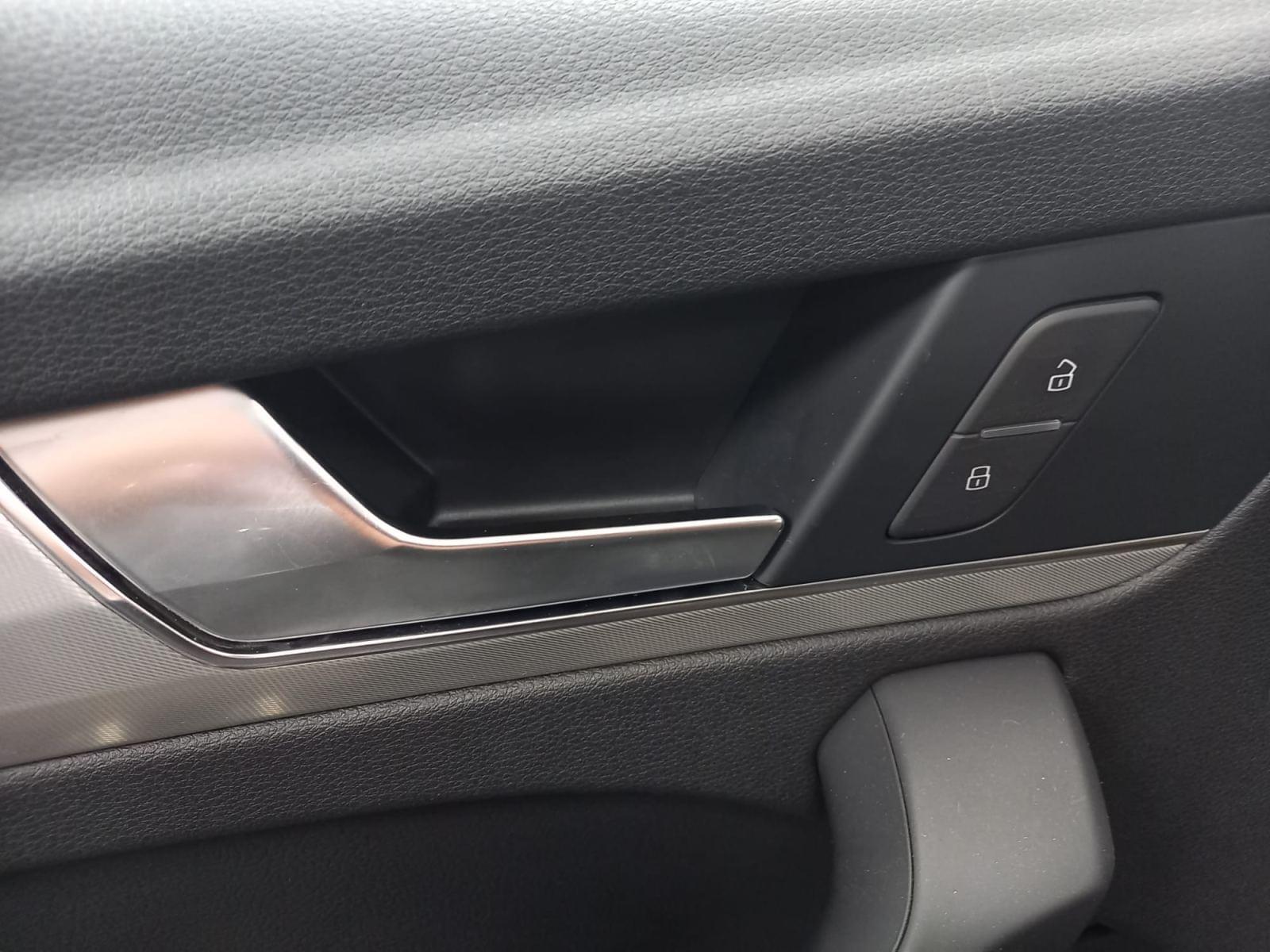 AUDI Q5 50 TFSI E PHEVQ SPORT S TRONI 24 