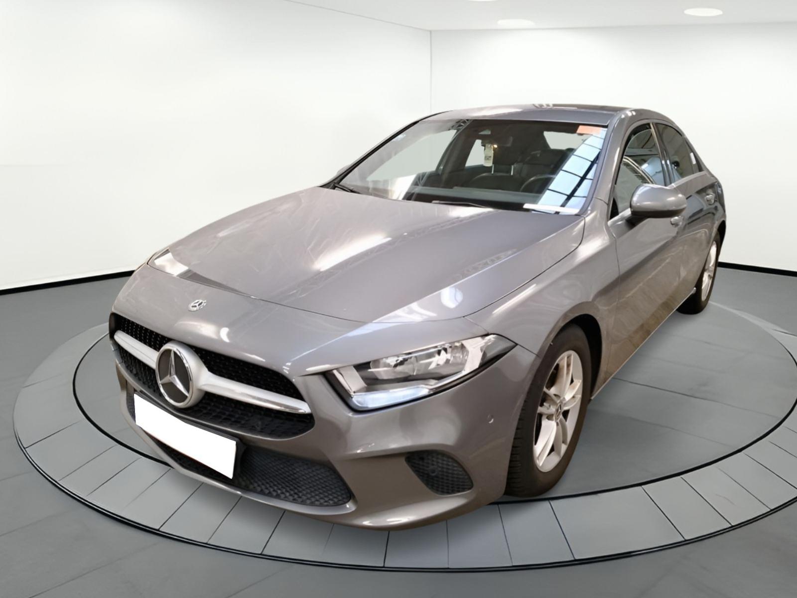 imagen de MERCEDES CLASE A SEDAN A180 - REF: 05088