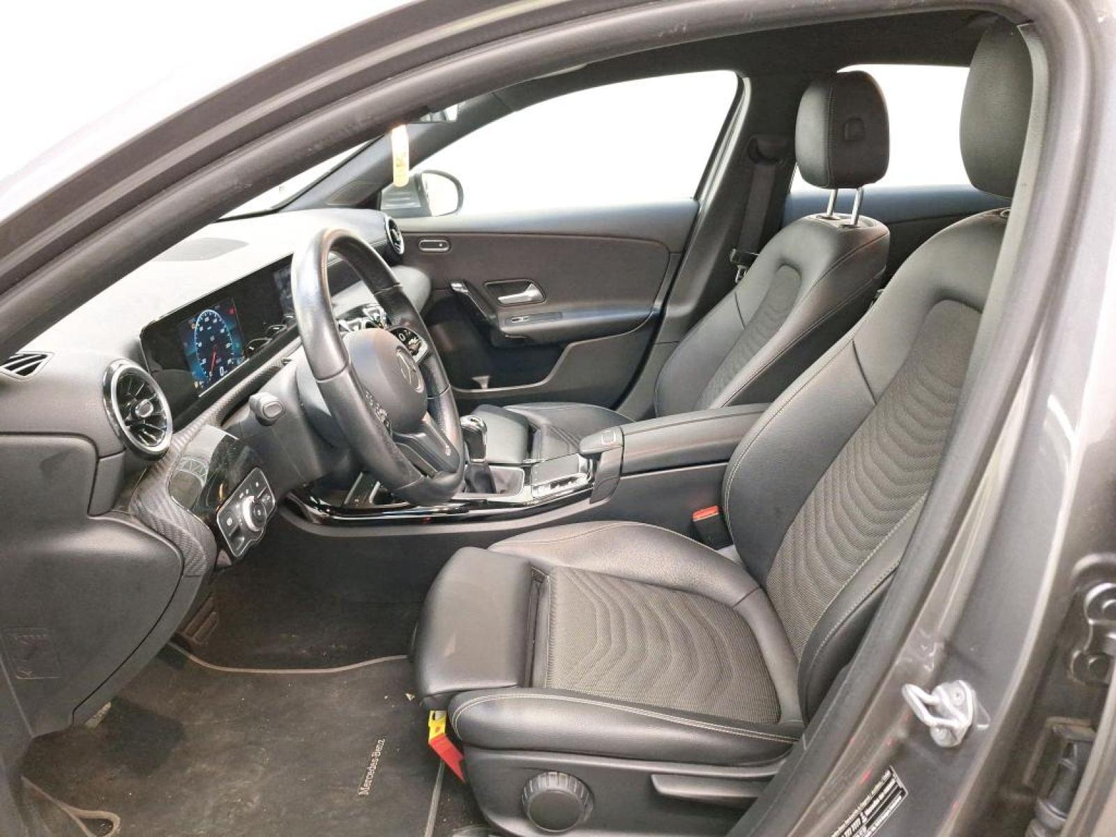 MERCEDES CLASE A SEDAN A180 7 