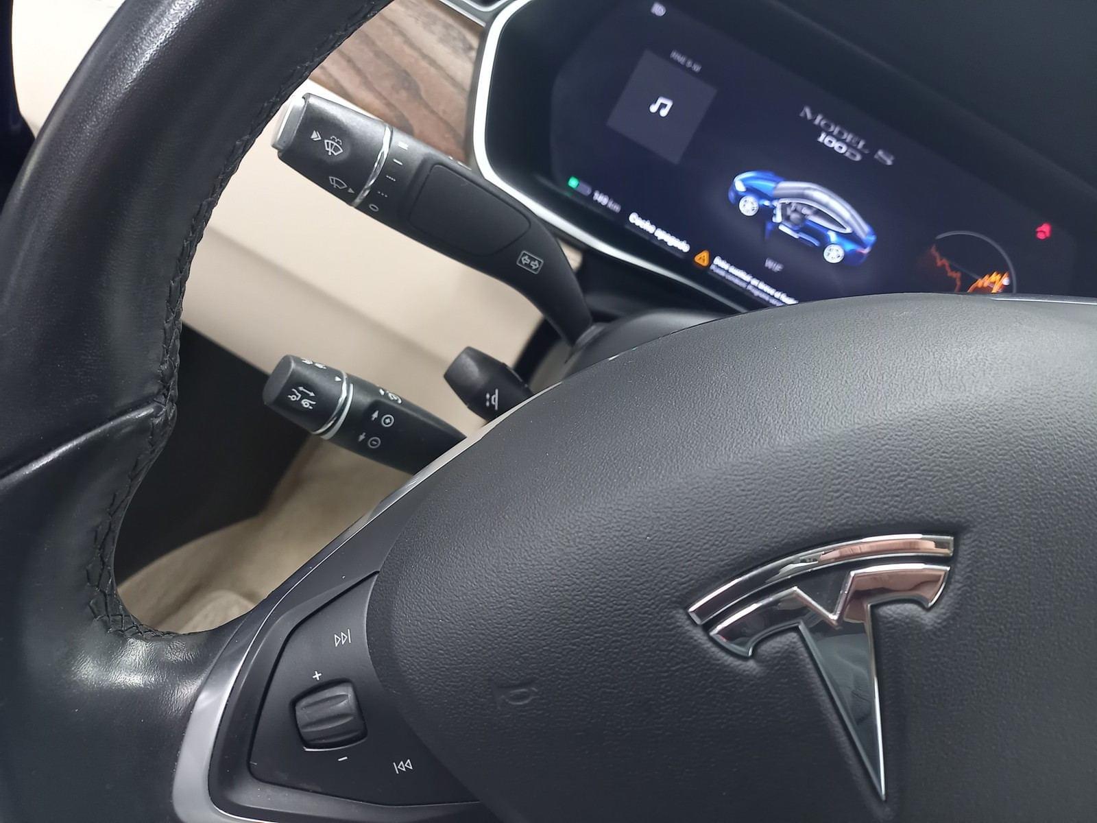 TESLA MODEL S 100D 4WD berlina con portón 345KW 5P 24 