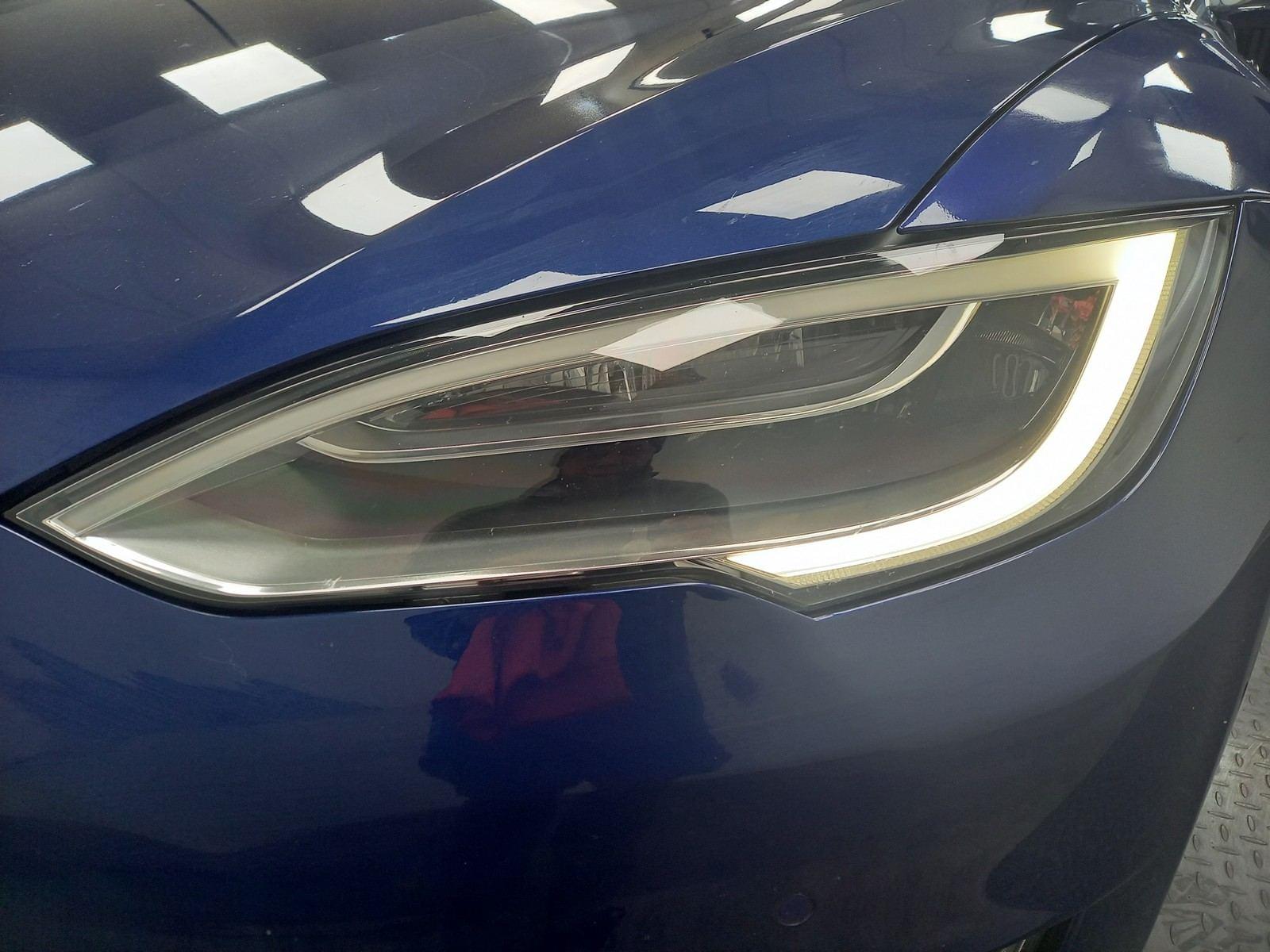 TESLA MODEL S 100D 4WD berlina con portón 345KW 5P 31 