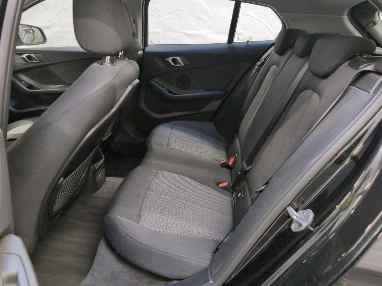 BMW SERIE 1 HATCH 116 D ADBLUE 6 