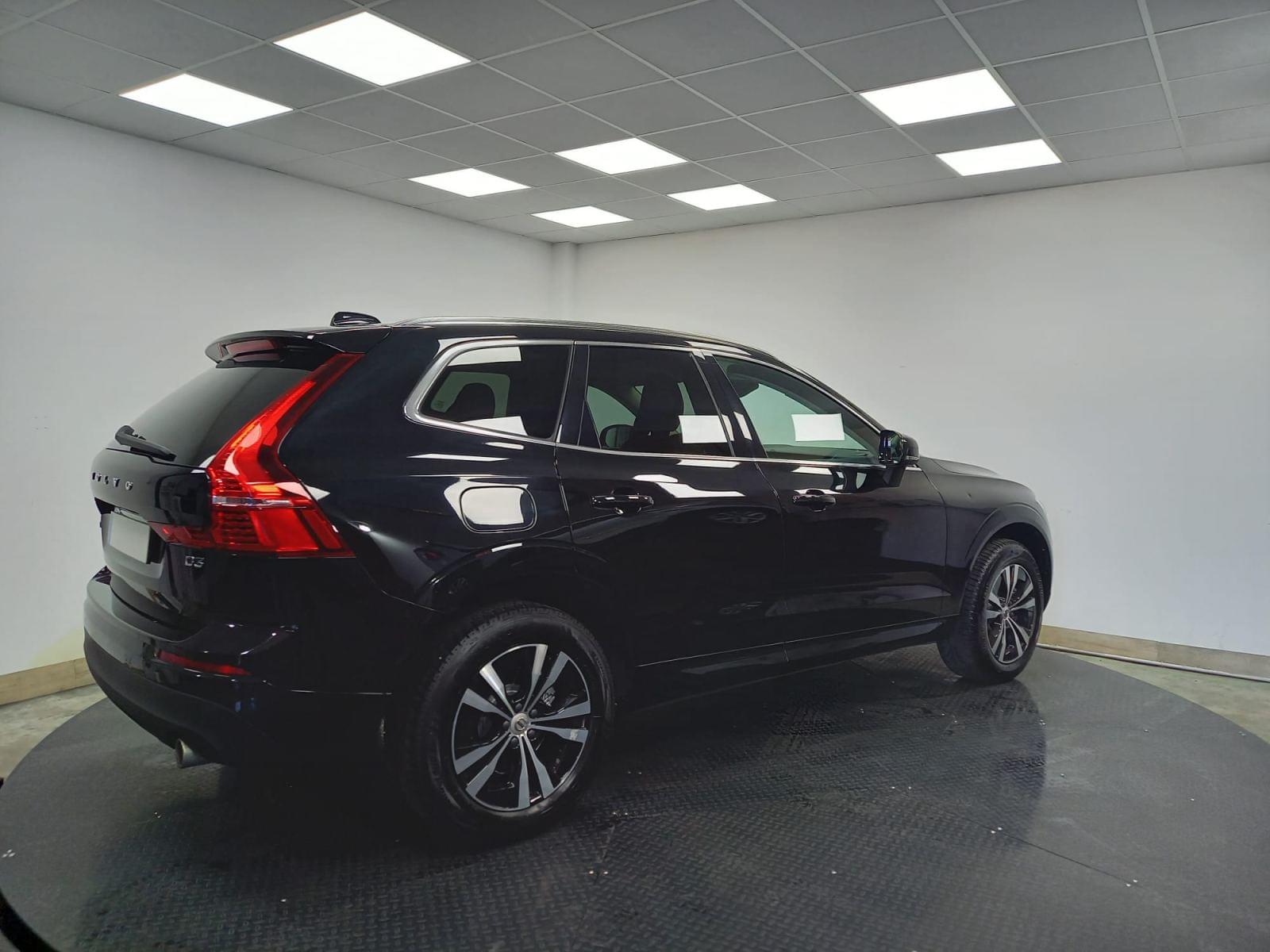 VOLVO XC60 2.0 D3 MOMENTUM PRO ADBLUE 3 