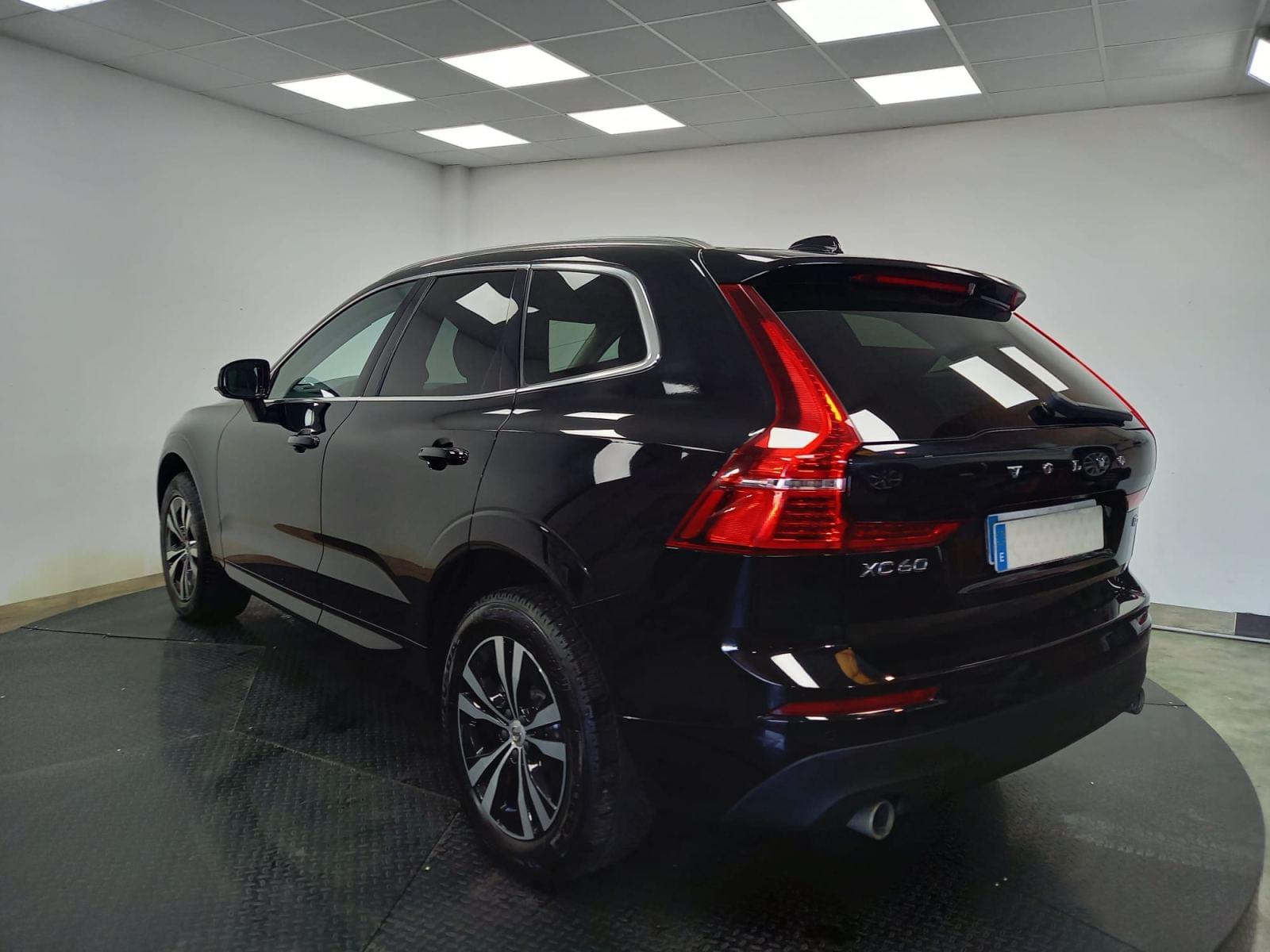 VOLVO XC60 2.0 D3 MOMENTUM PRO ADBLUE 4 