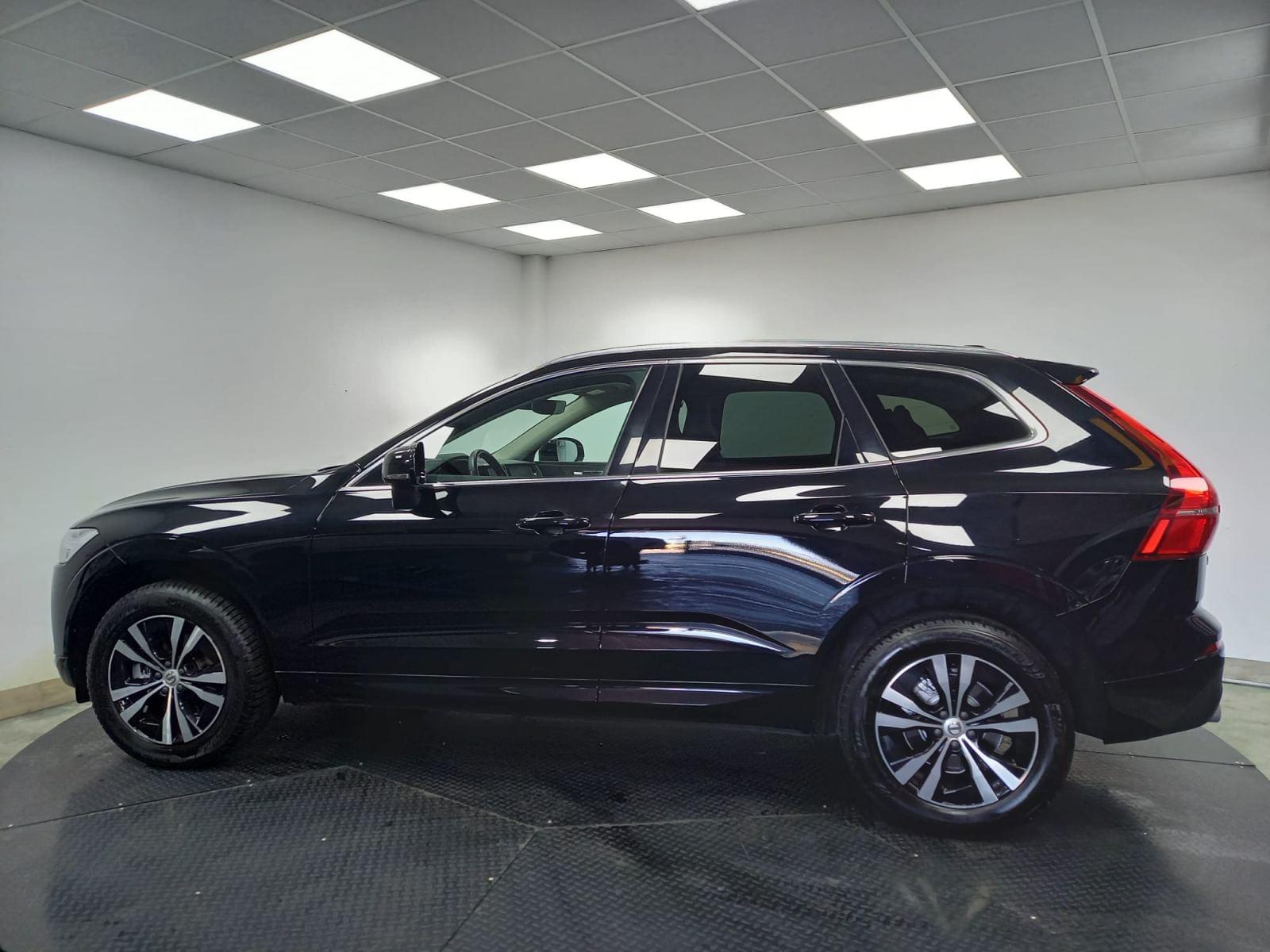 VOLVO XC60 2.0 D3 MOMENTUM PRO ADBLUE 5 