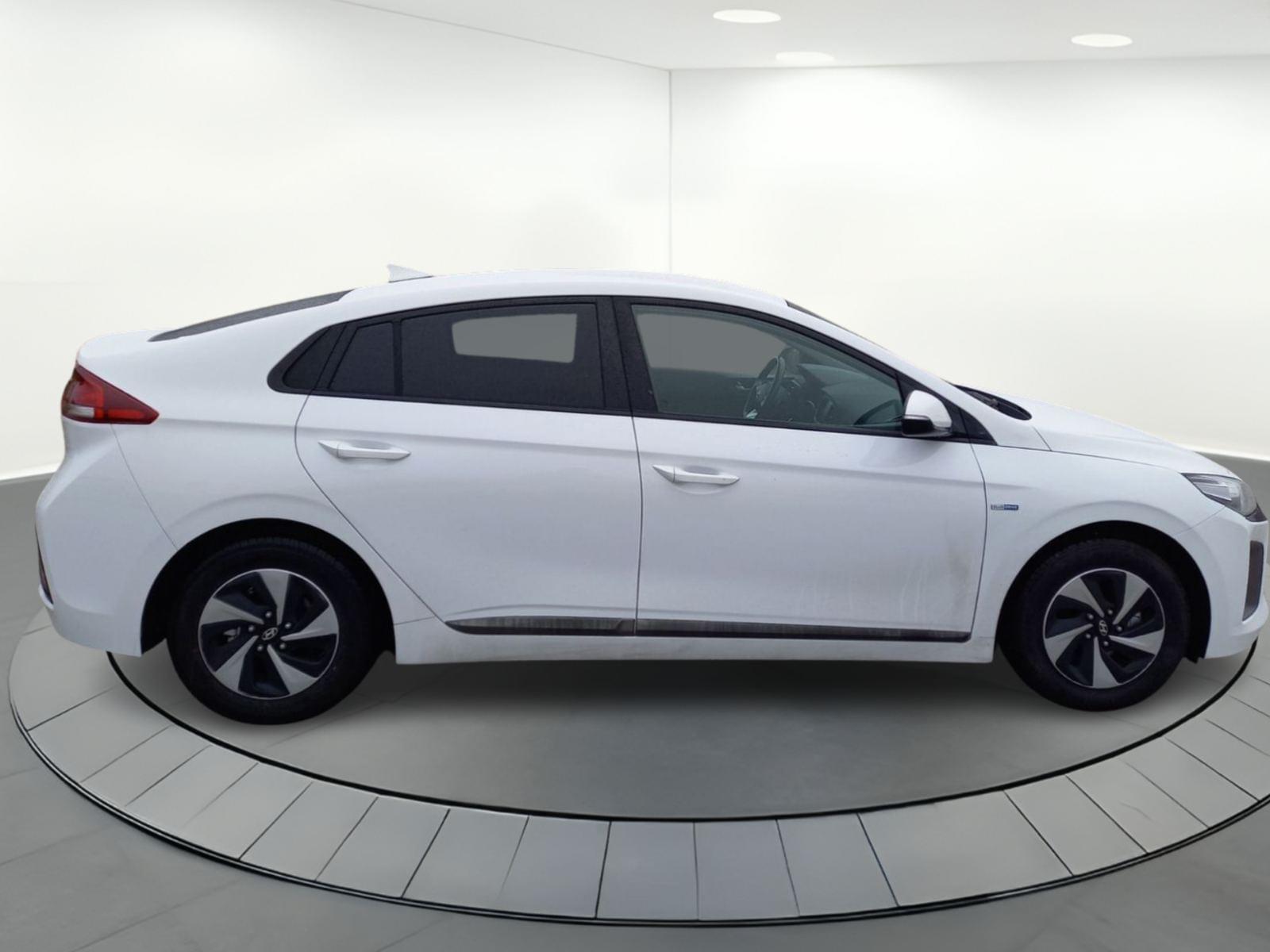 HYUNDAI IONIQ KLASS HYBRID 1.6 GDI 141CV AT6 E6DT 7 