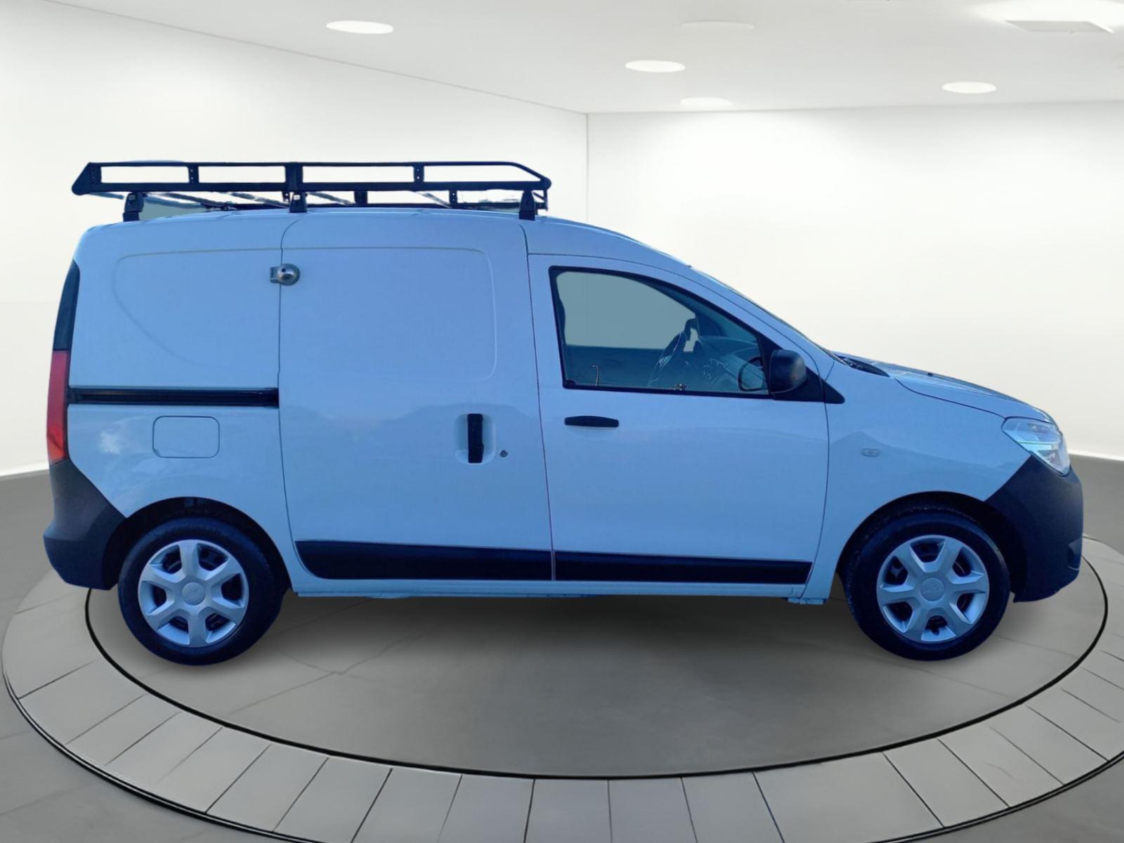 DACIA DOKKER Essential 1.6 100CV GLP 8 