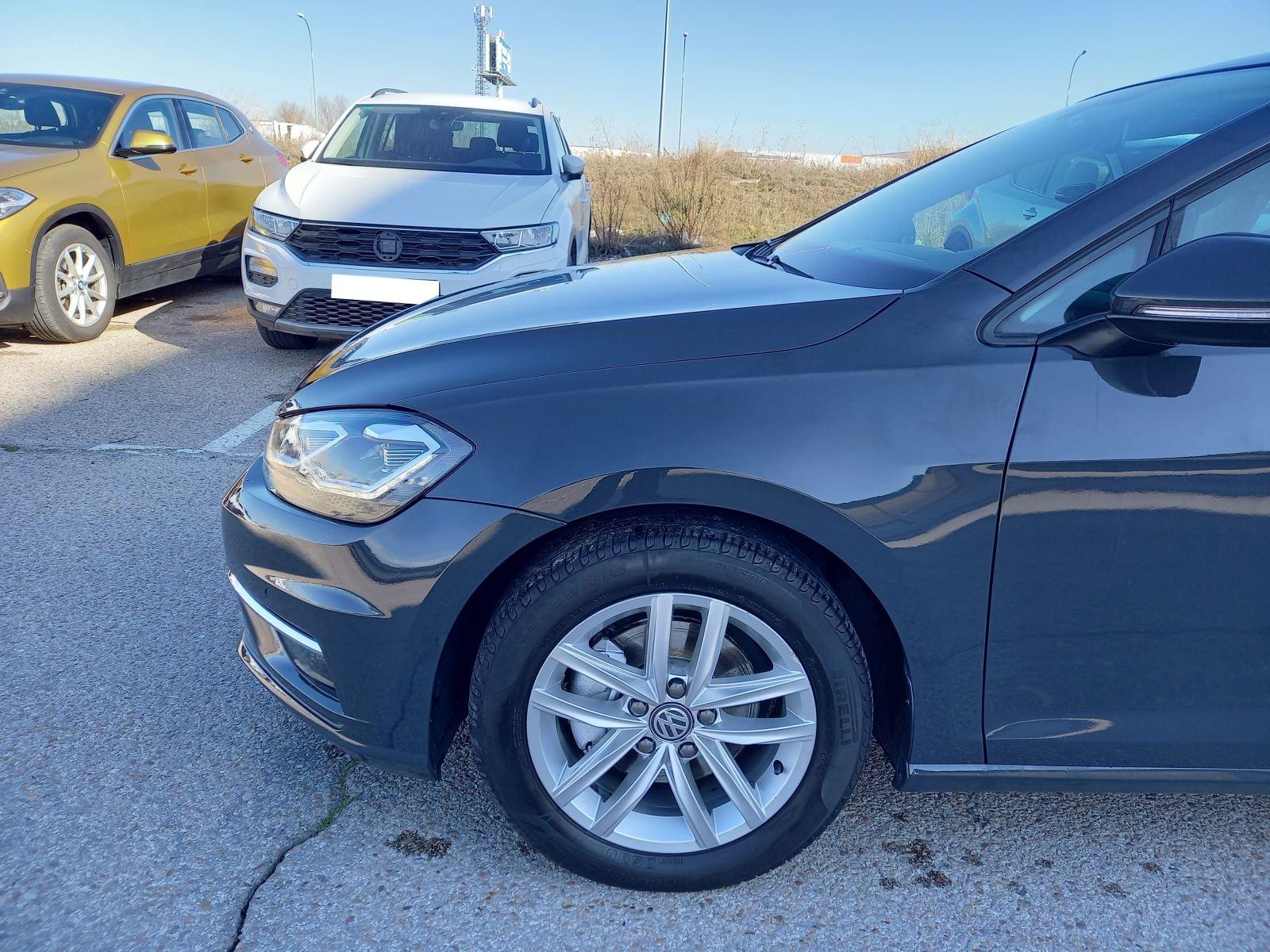 VOLKSWAGEN GOLF Advance 1.0 TSI 115CV VARIANT 9 