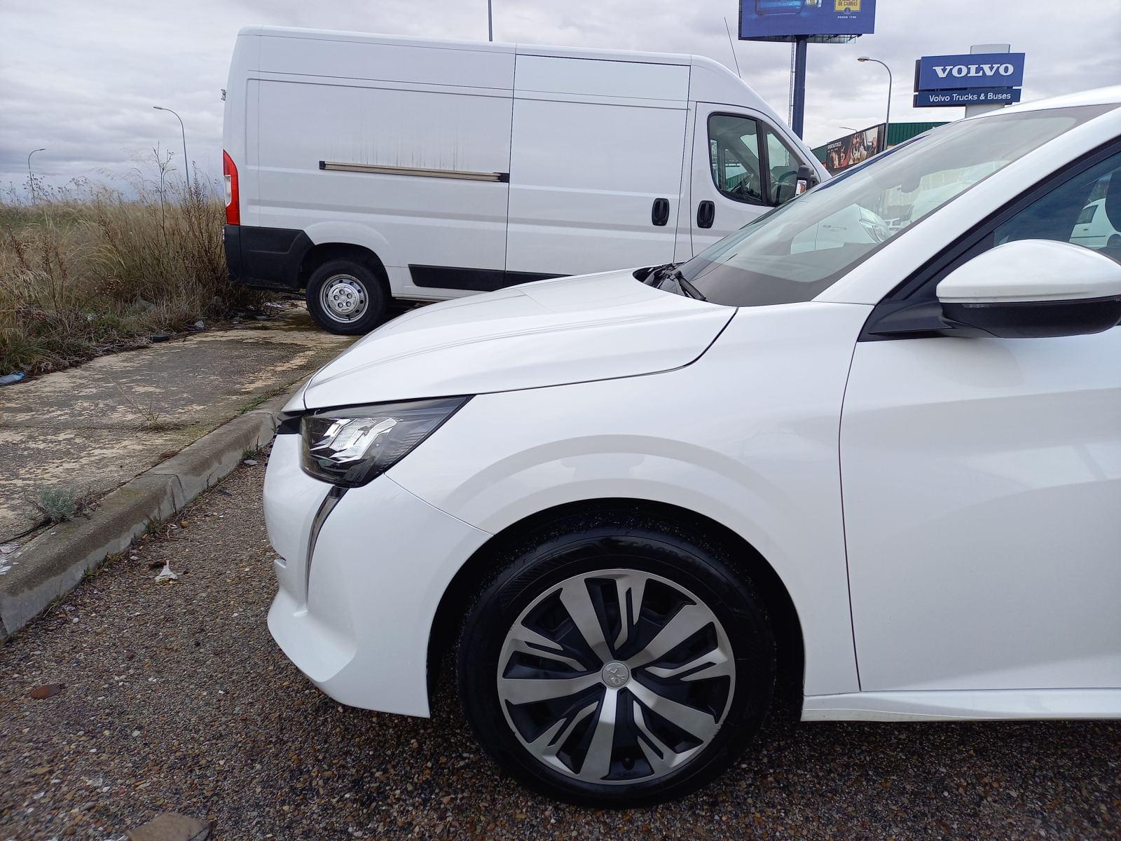 PEUGEOT 208 BLUE 1.5 HDI 100CV ACTIVE 9 