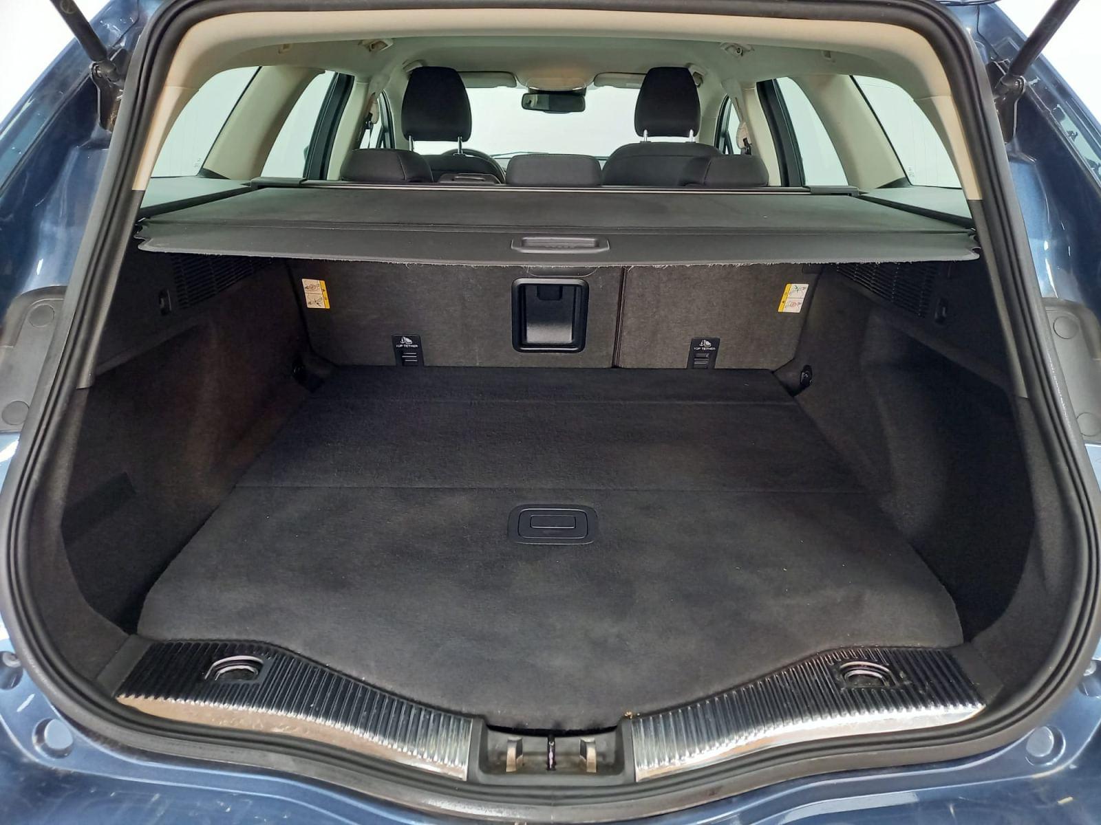 FORD MONDEO 2.0 TDCi 110kW PowerShift Trend 33