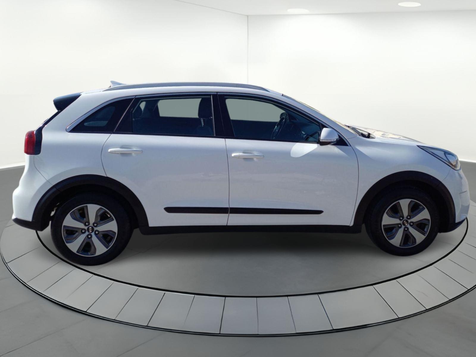 KIA NIRO 1.6 Gdi Hibrido 104kw (141cv)Drive hev 7 