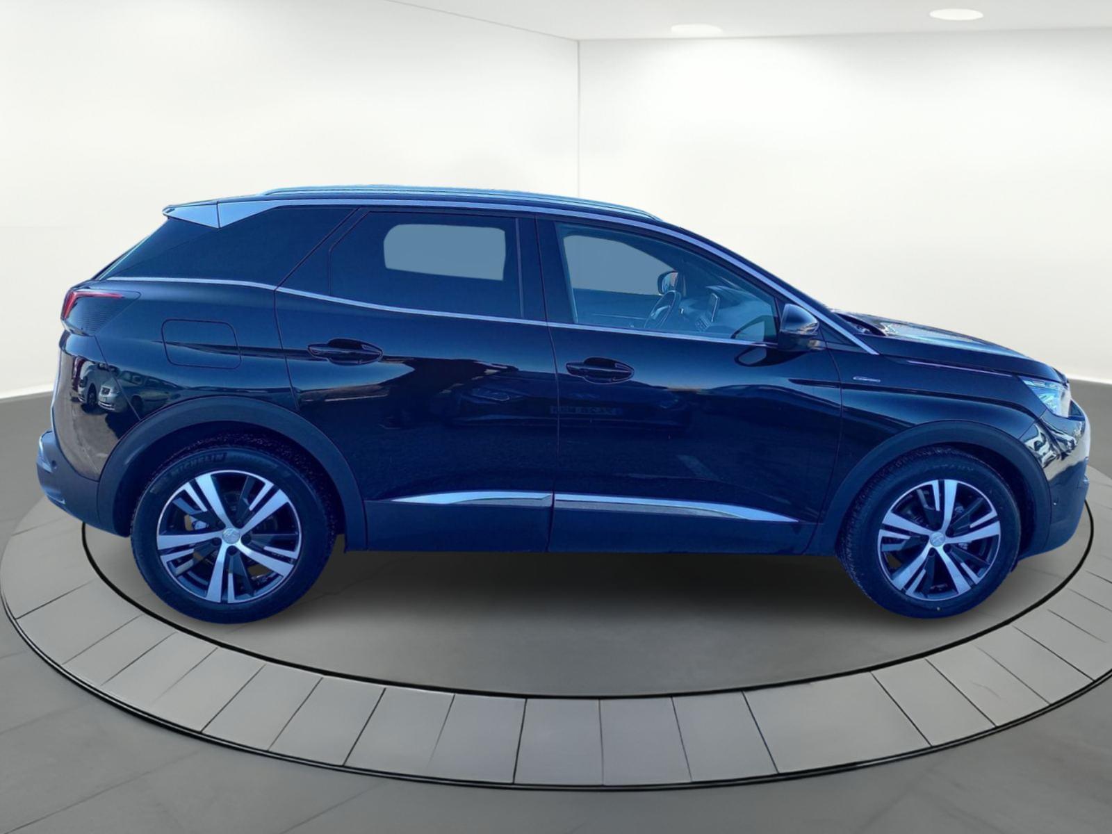 PEUGEOT 3008 20.0HDI BLUE 150CV GT LINE 9 