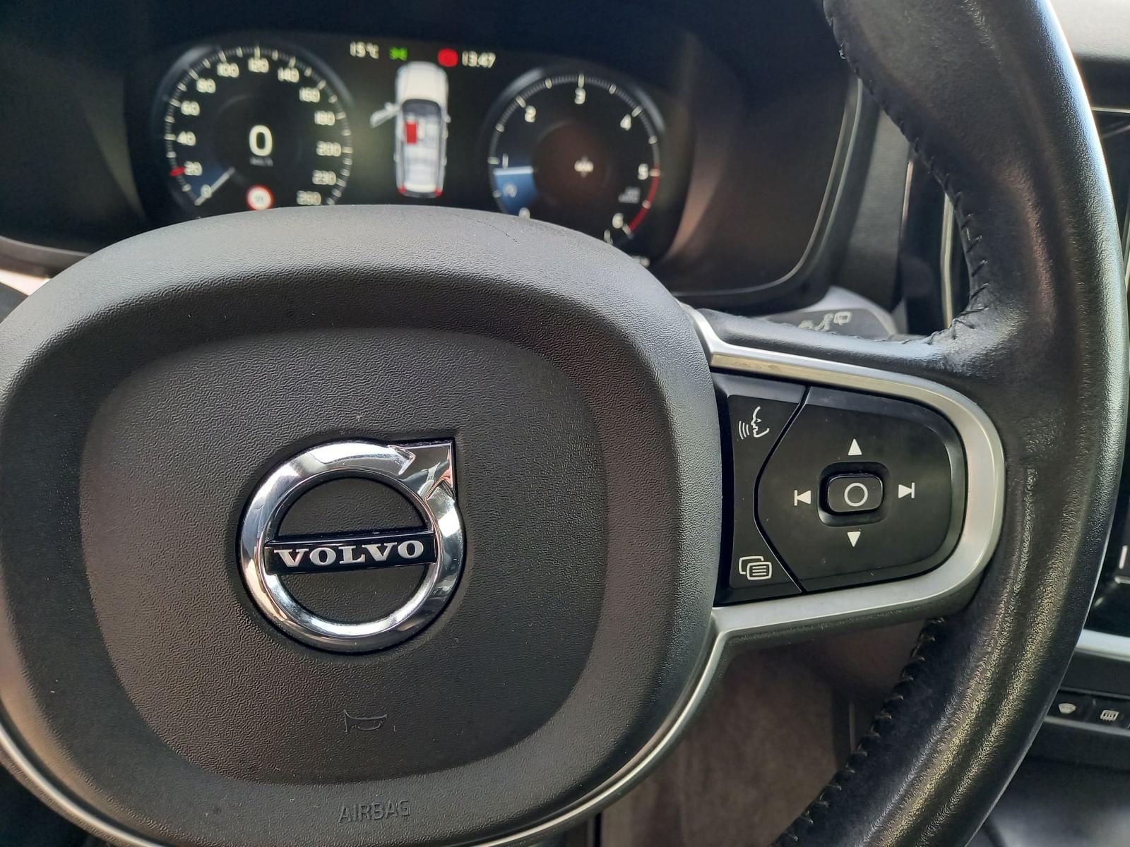 VOLVO V60 2.0 D3 MOMENTUM (EU6D-TEMP) 15 