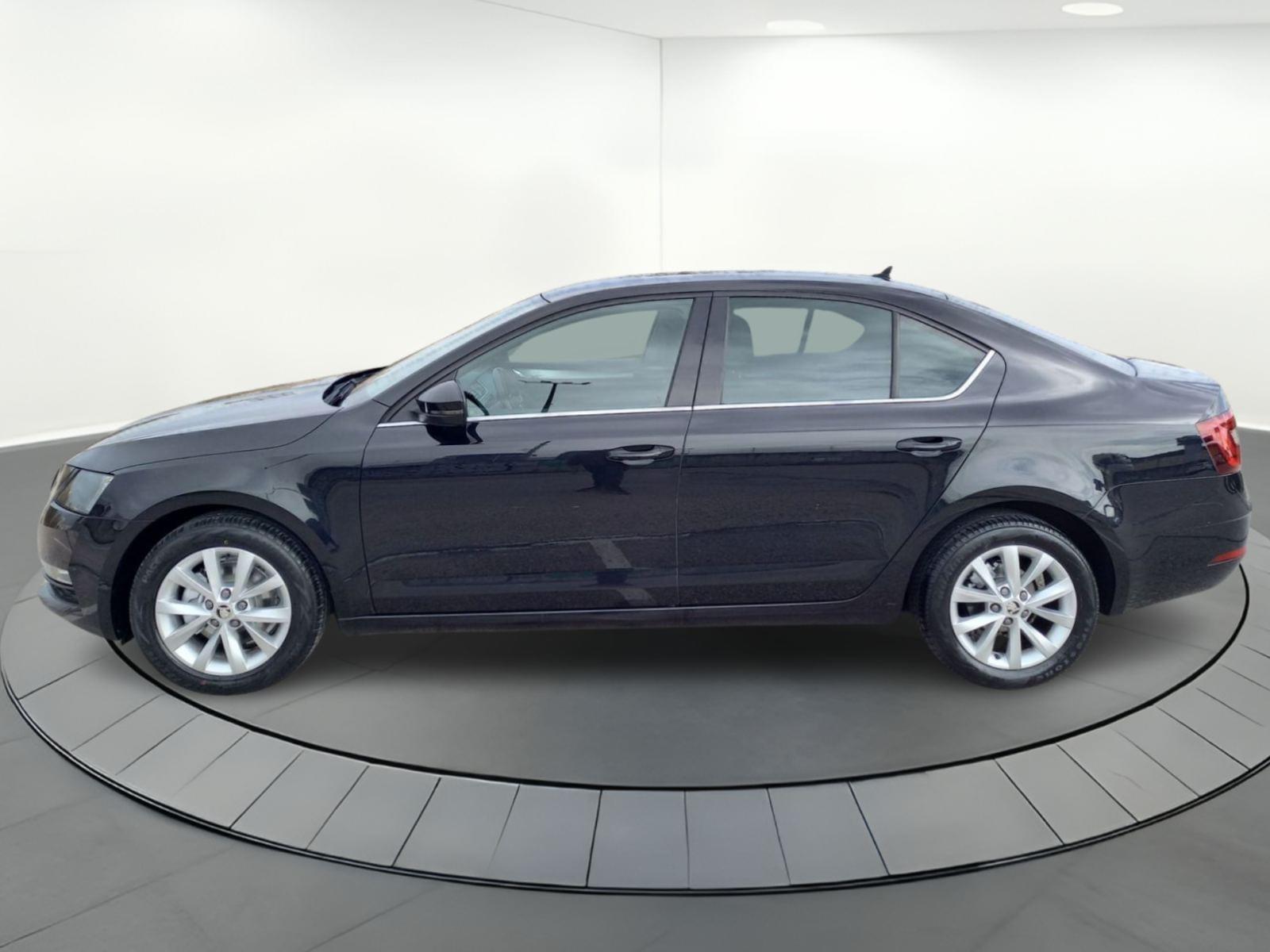 SKODA OCTAVIA 1.0 TSI AMBITION DSG (EU6.2) A 3 