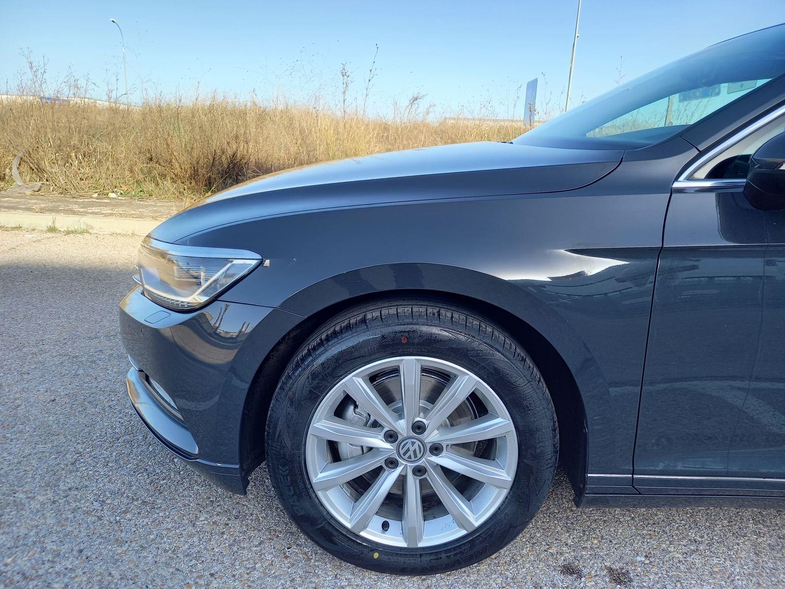 VOLKSWAGEN PASSAT Advance 2.0 Tdi 110 kw (150cv) Variant 9 