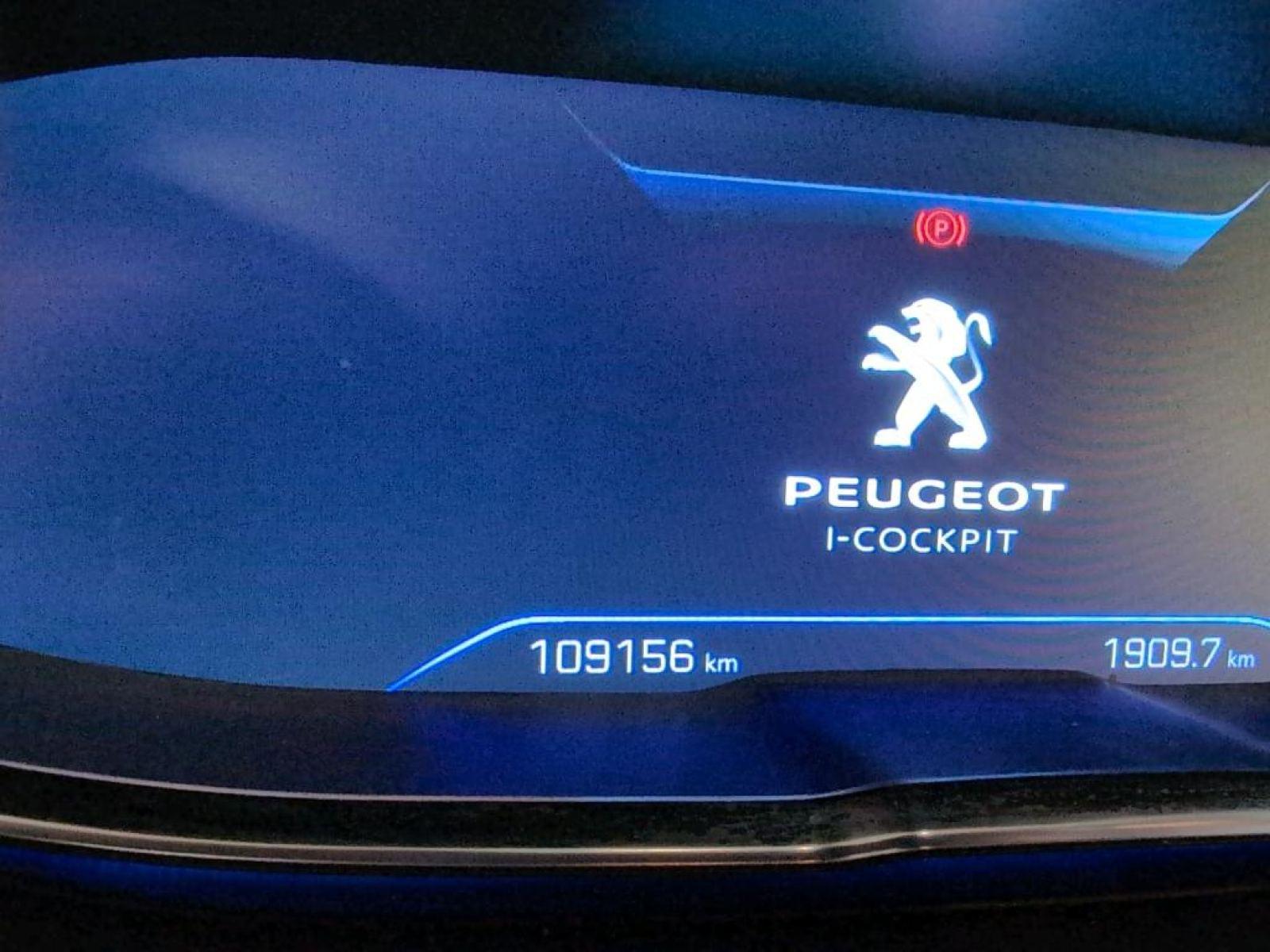 PEUGEOT 5008 1.5 BLUEHDI ACTIVE 3 