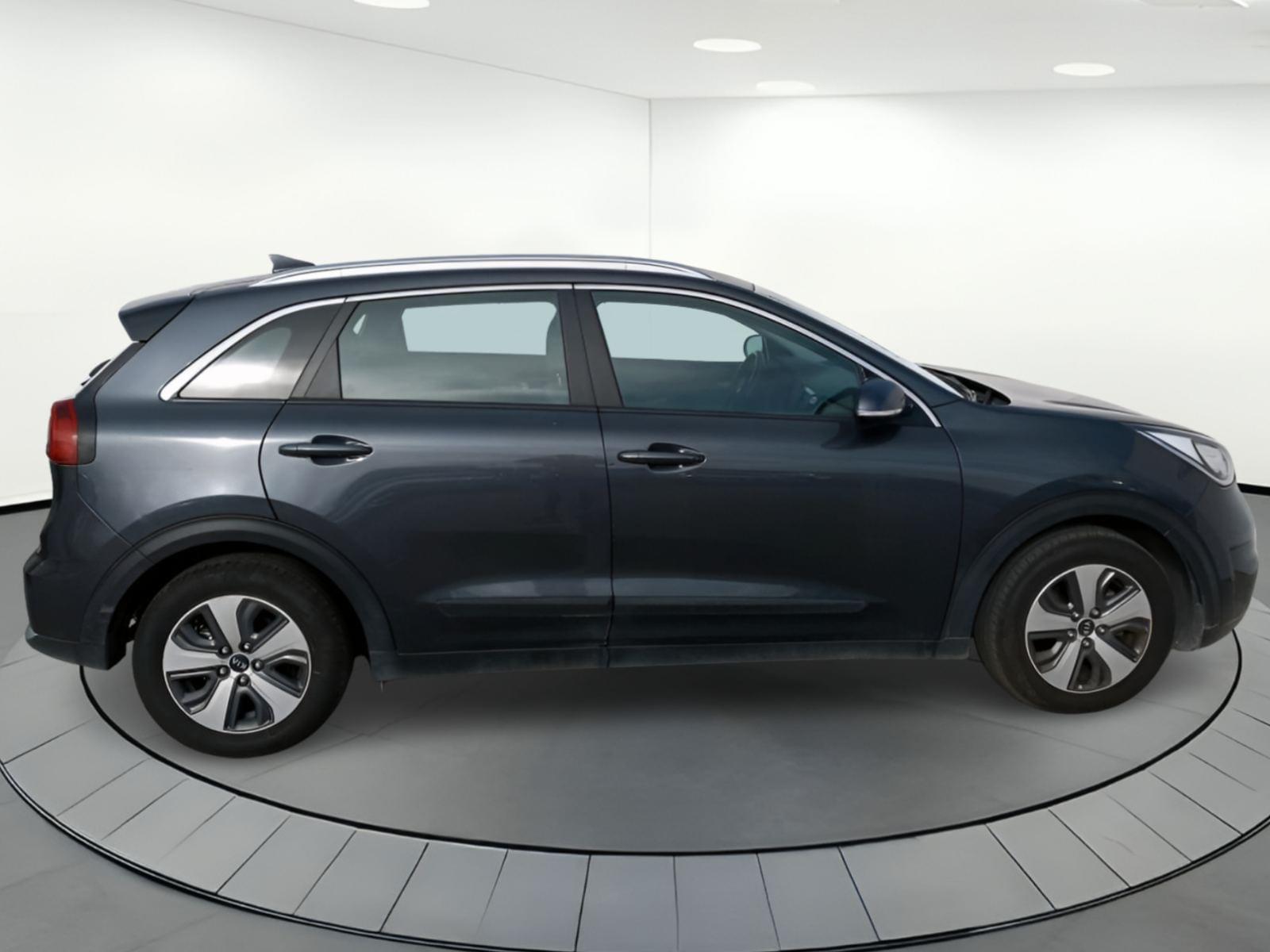 KIA NIRO 1.6 GDi Híbrido 104kW (141CV) Drive 3 