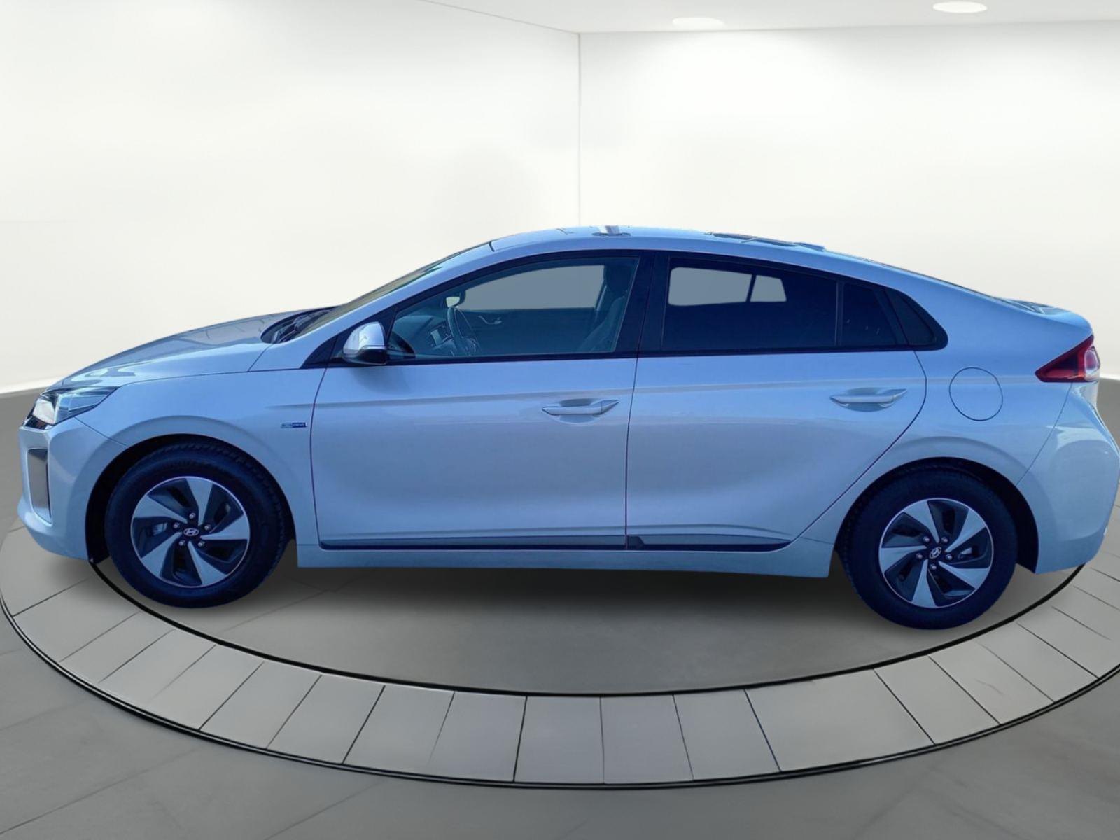 HYUNDAI IONIQ 1.6 GDI HEV Klass Nav DCT c/trailer pack 3 