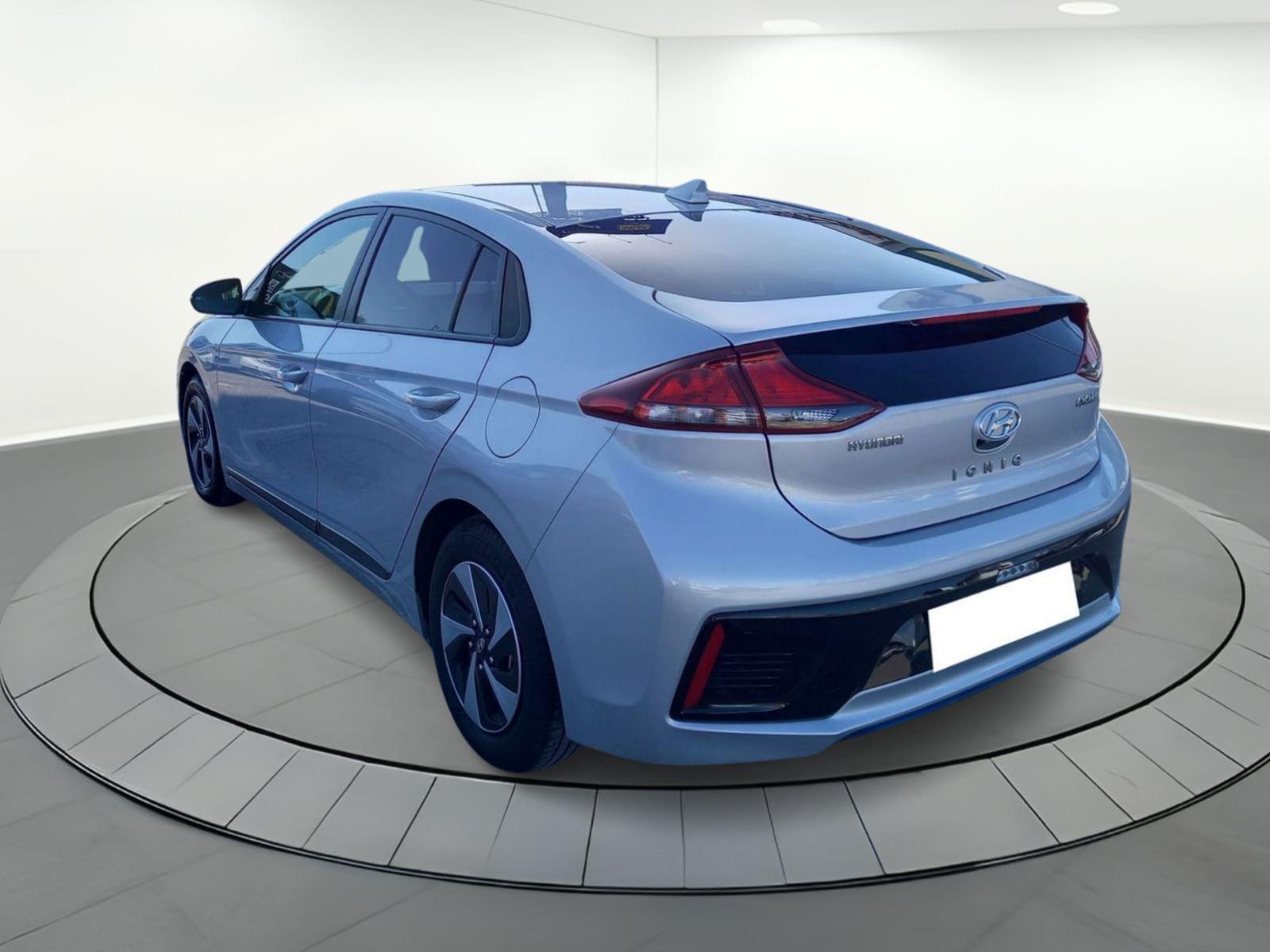 HYUNDAI IONIQ 1.6 GDI HEV Klass Nav DCT c/trailer pack 6 