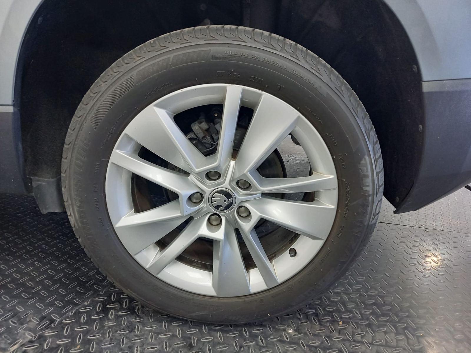 SKODA KAROQ 1.6 CR TDI SCRAMBITION 30