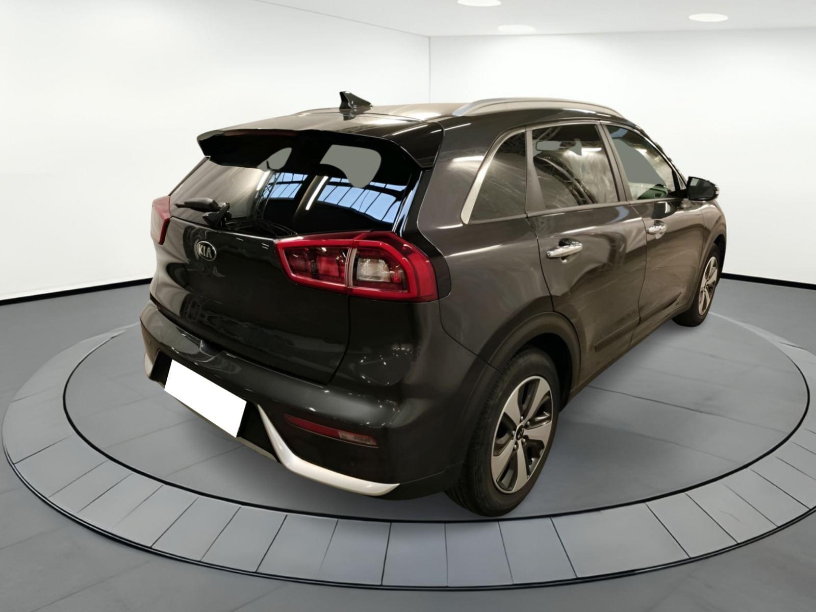 KIA NIRO 1.6 GDI BUSINESS FUSION DCT AUT 2 