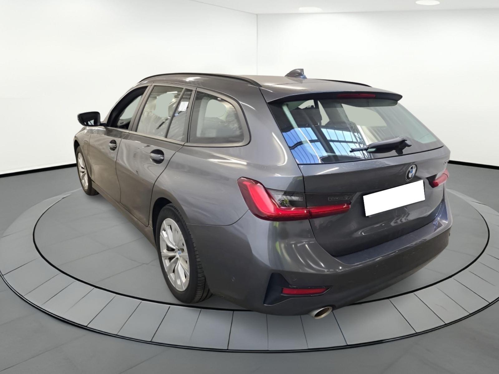 BMW SERIE 3 TOURING 330eA PHEV Business Plus 3 