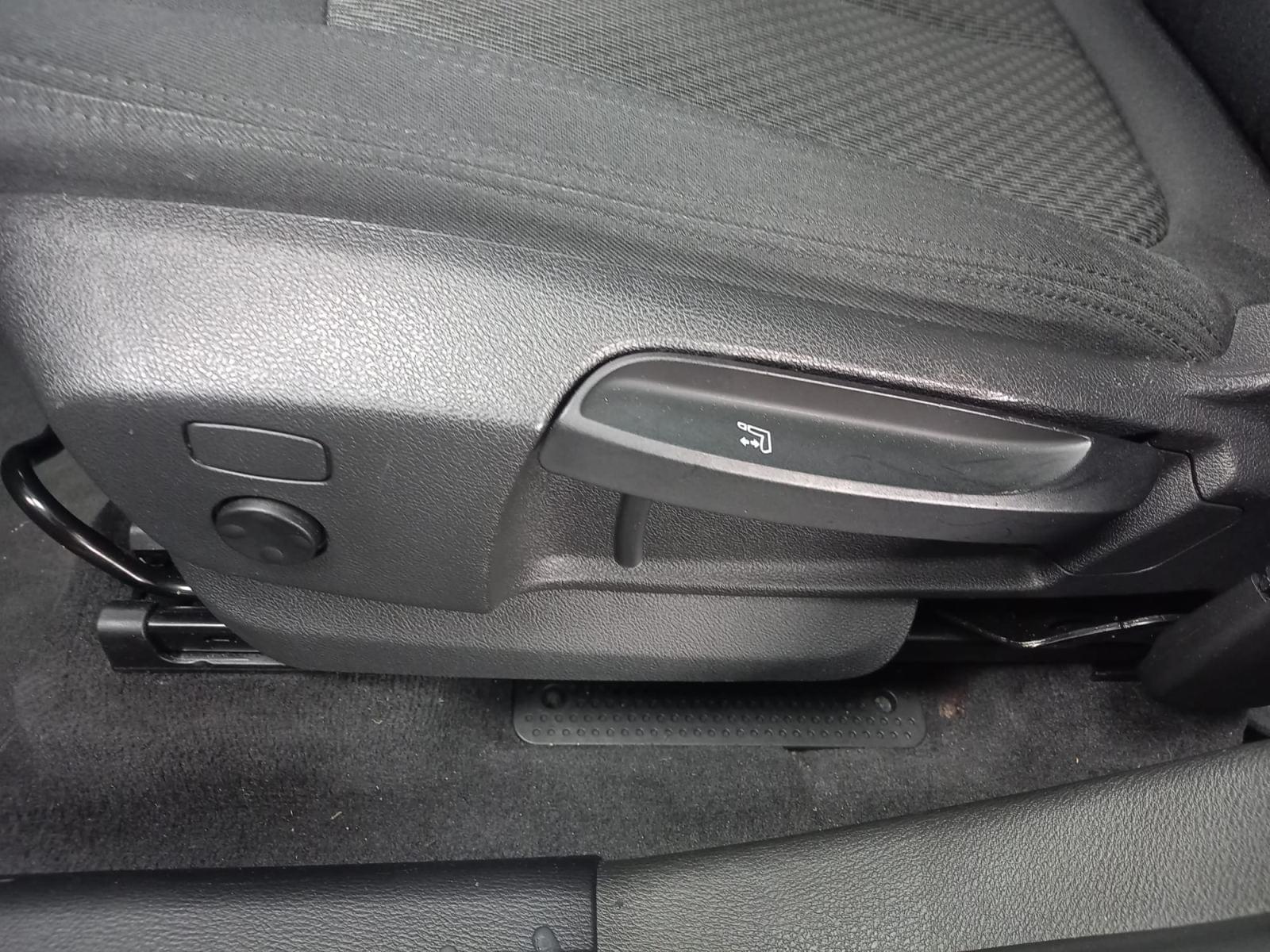 BMW X1 1.5 XDRIVE25E Mirror Driving Assistant 25