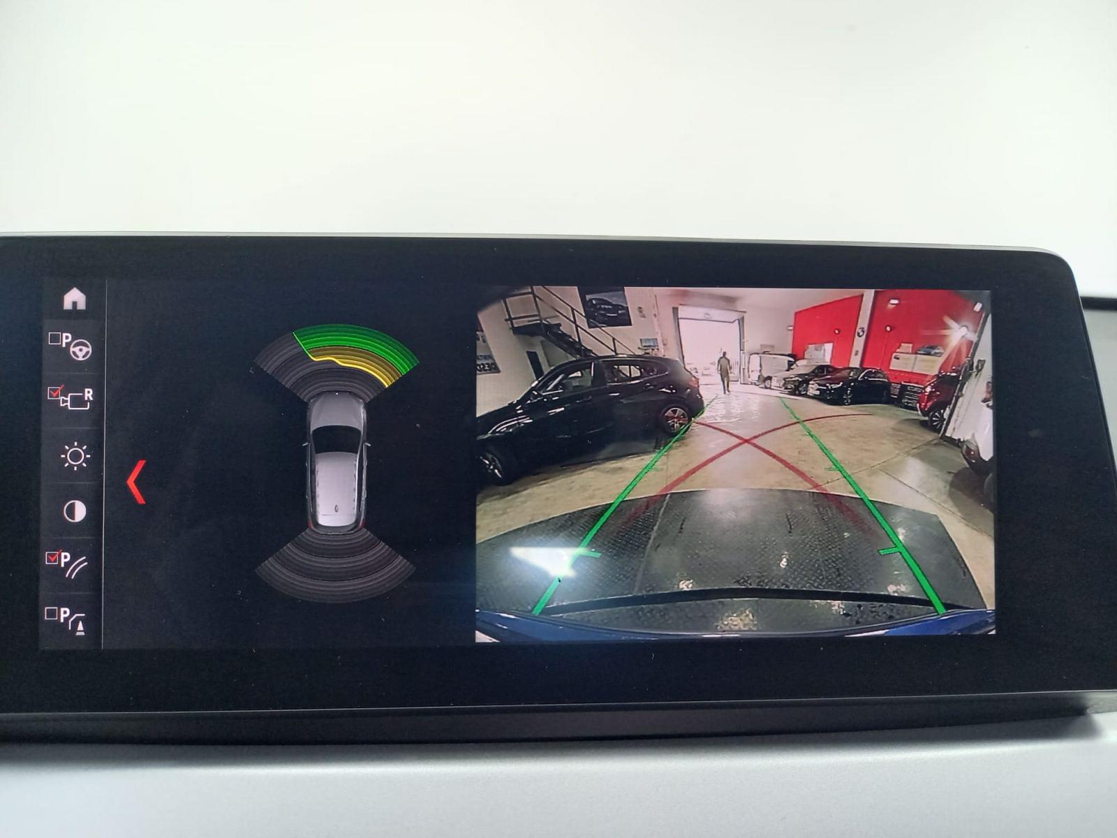 BMW X1 1.5 XDRIVE25E Mirror Driving Assistant 28