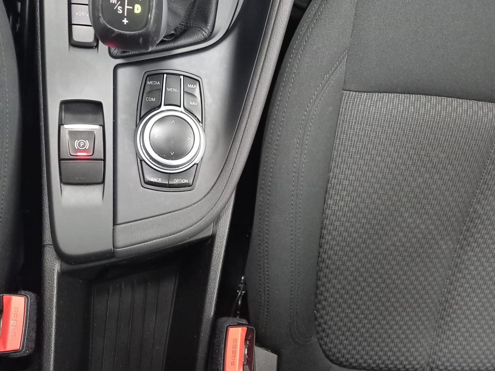 BMW X1 1.5 XDRIVE25E Mirror Driving Assistant 34