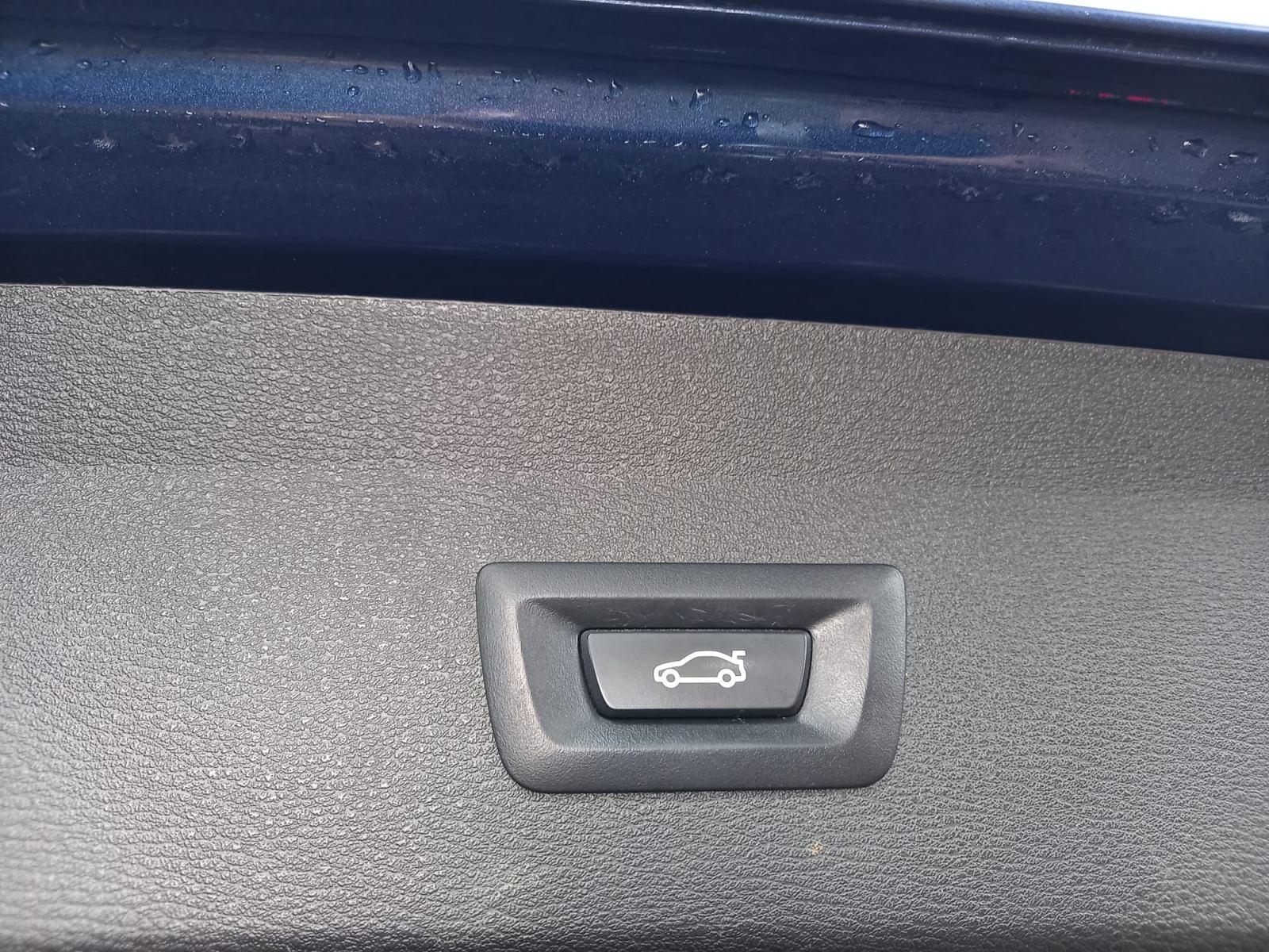 BMW X1 1.5 XDRIVE25E Mirror Driving Assistant 36