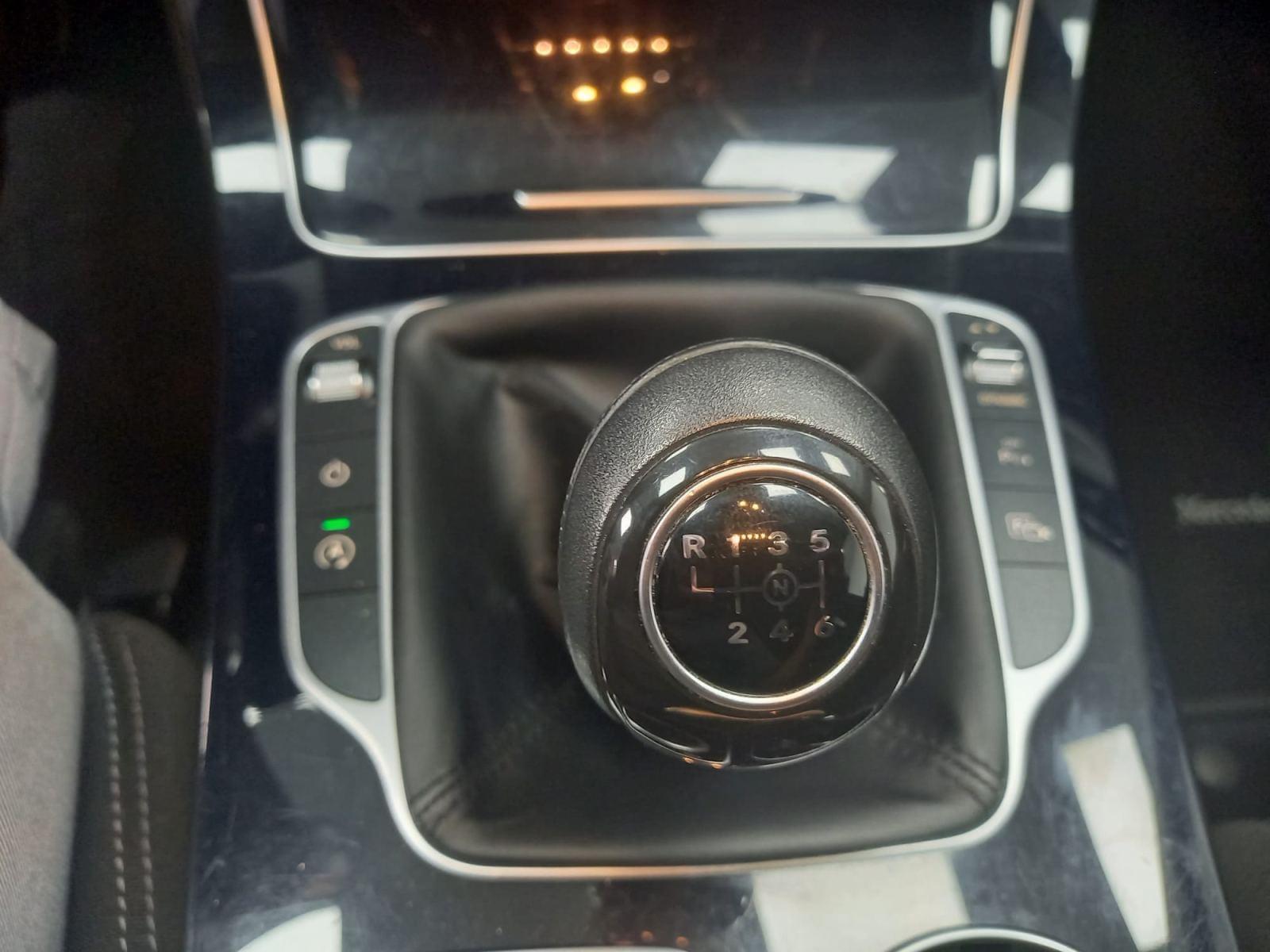 MERCEDES CLASE C 200 D BUSINESS SOLUTION 12 