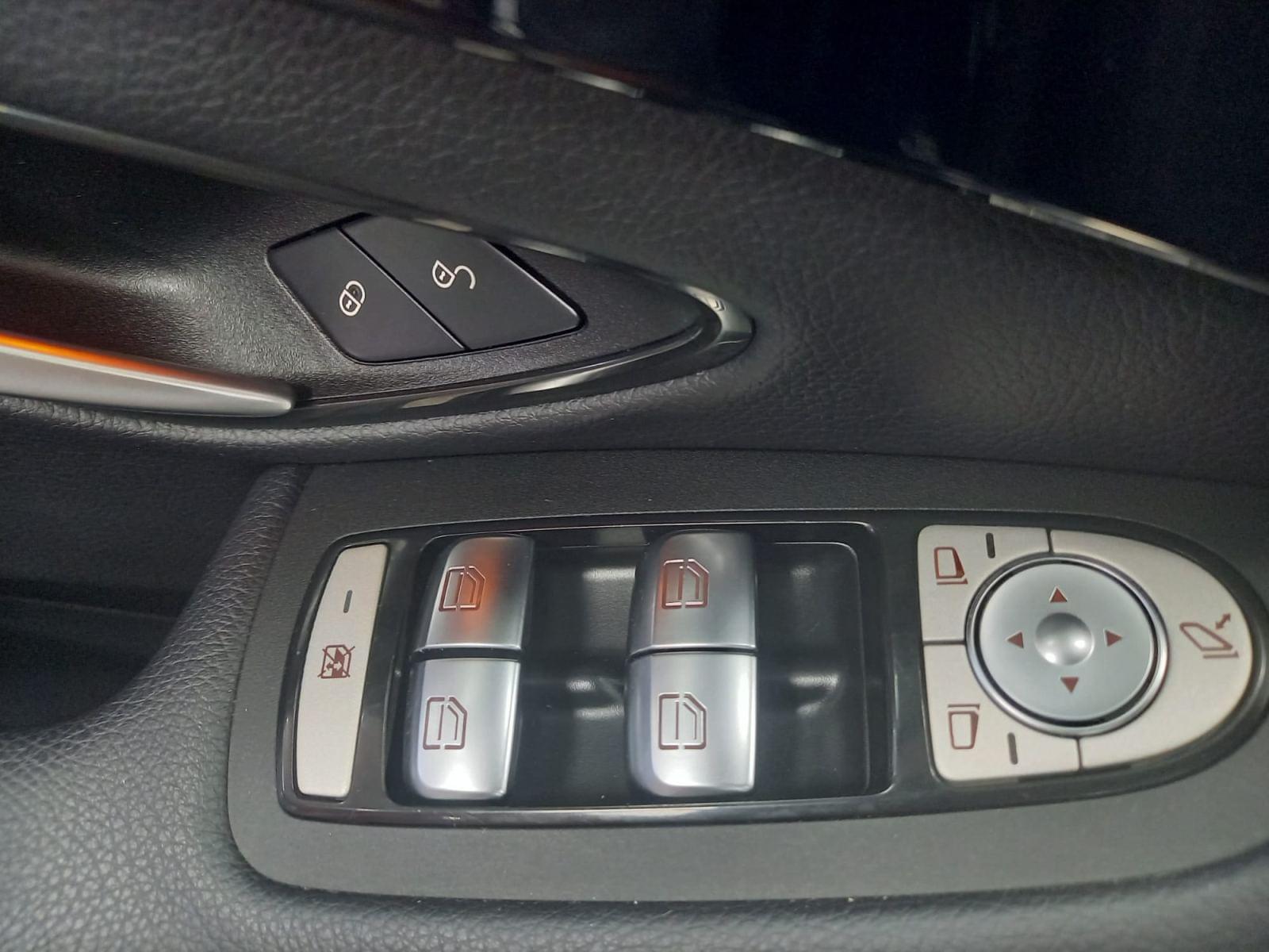 MERCEDES CLASE C 200 D BUSINESS SOLUTION 37 