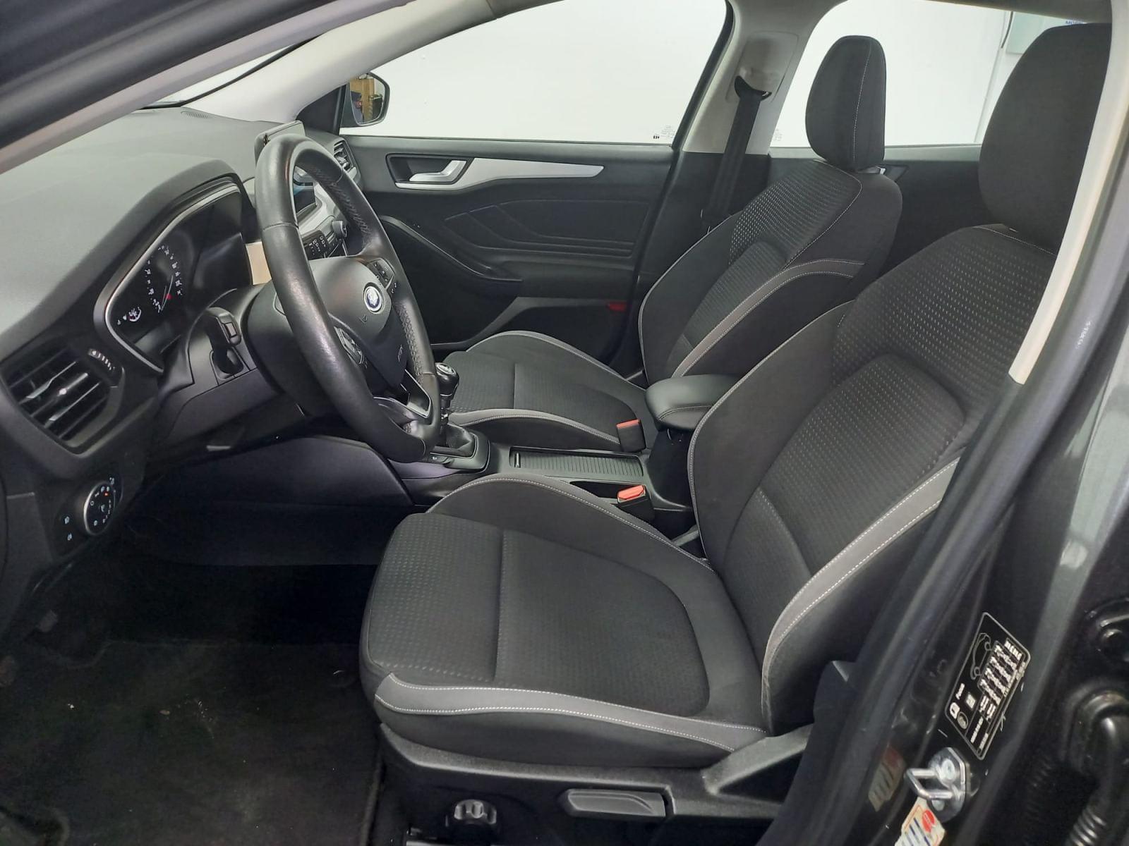FORD FOCUS 1.0 EcoBoost Trend Edition Bus. (EU6.2) 23 