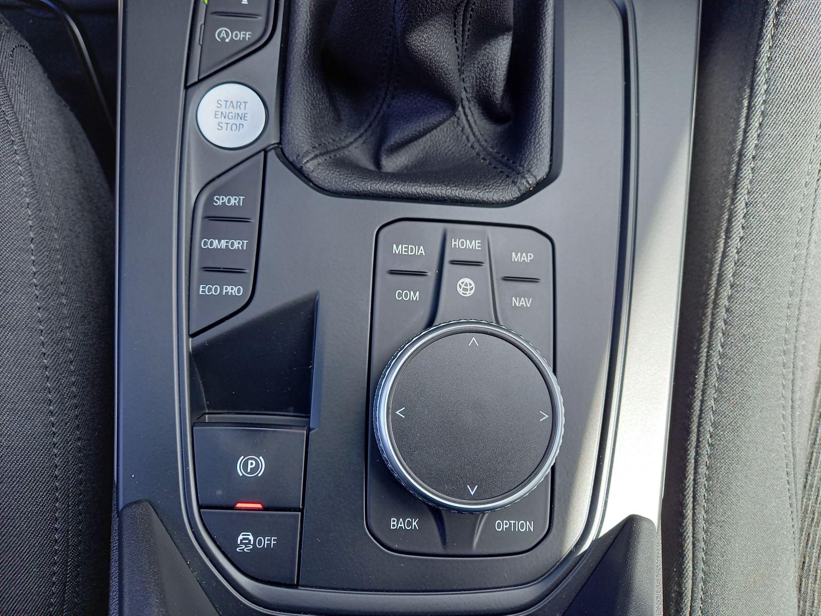 BMW SERIE 1 HATCH 116 d AdBlue 17 